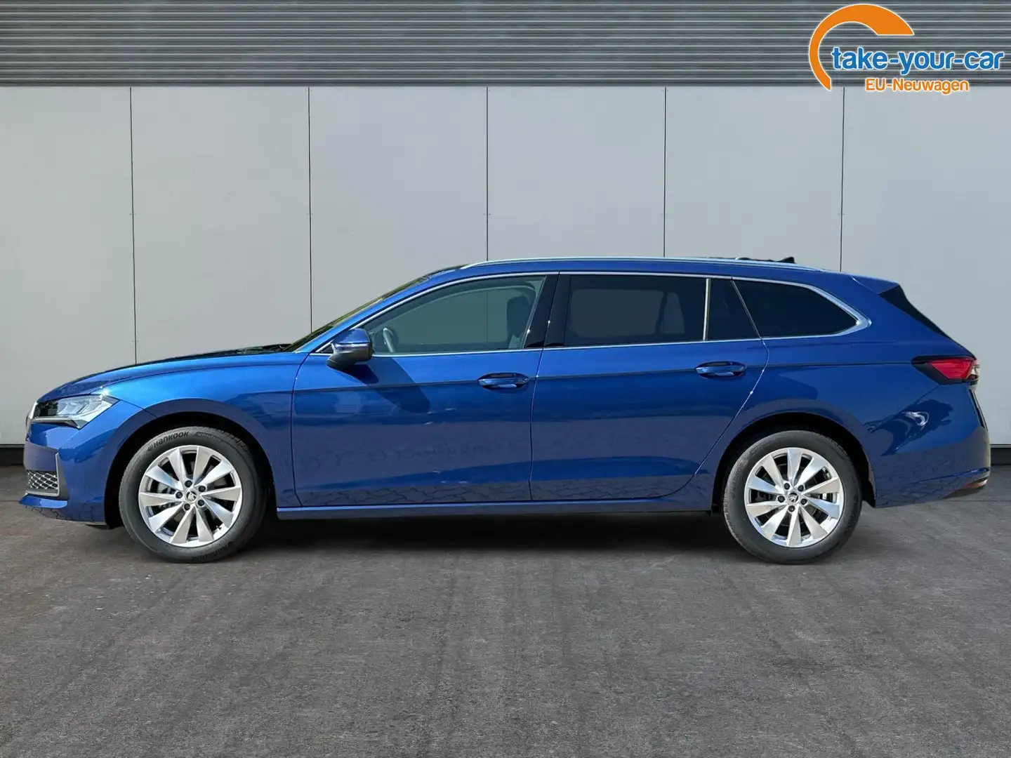 Skoda Superb Combi Selection DSG+AHK+NAVI+EL. HECKKL.+KESSY+... Blau - 2