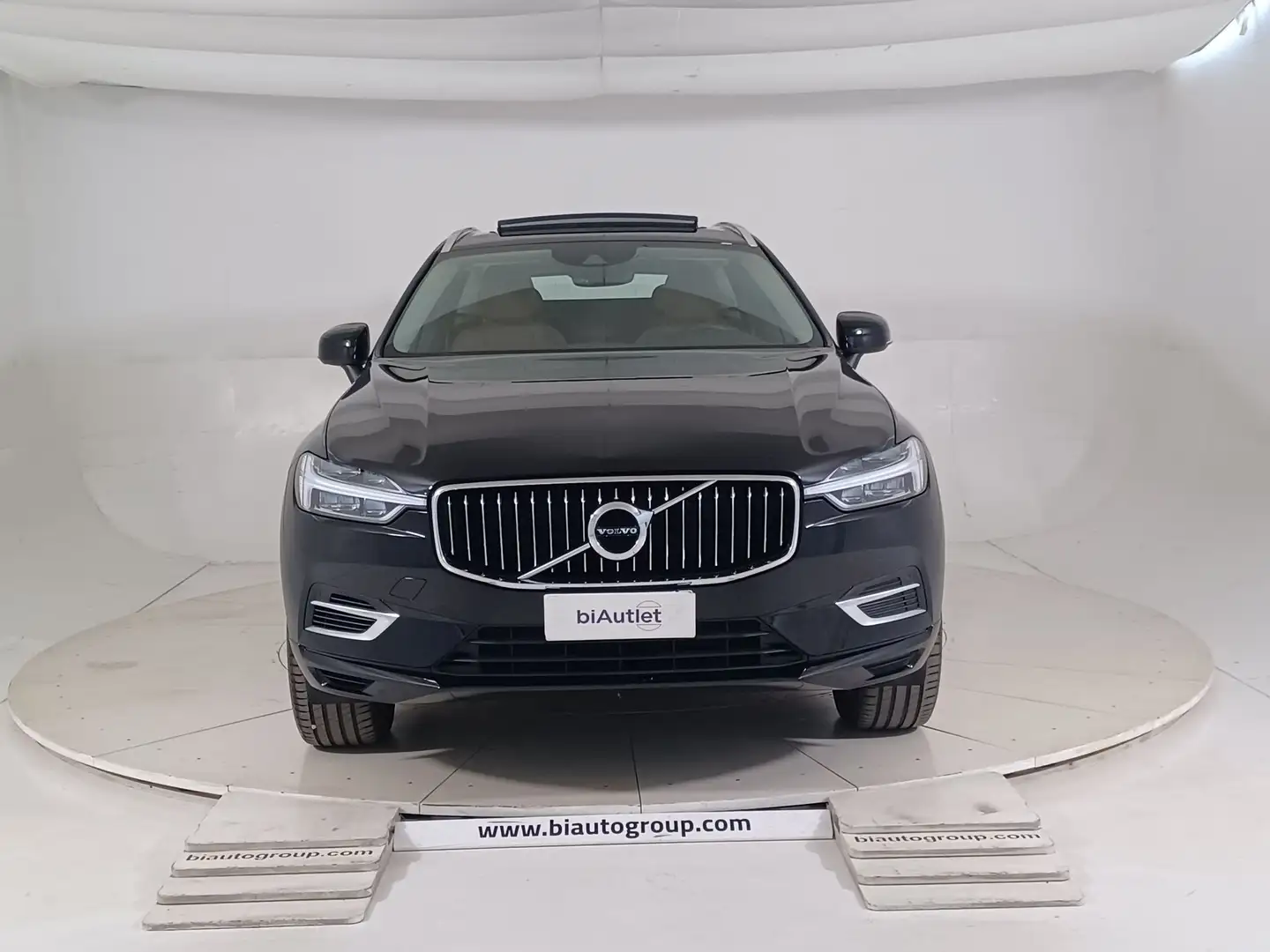 Volvo XC60 II 2018 Benzina 2.0 t8 te Inscription awd 303cv g Nero - 2