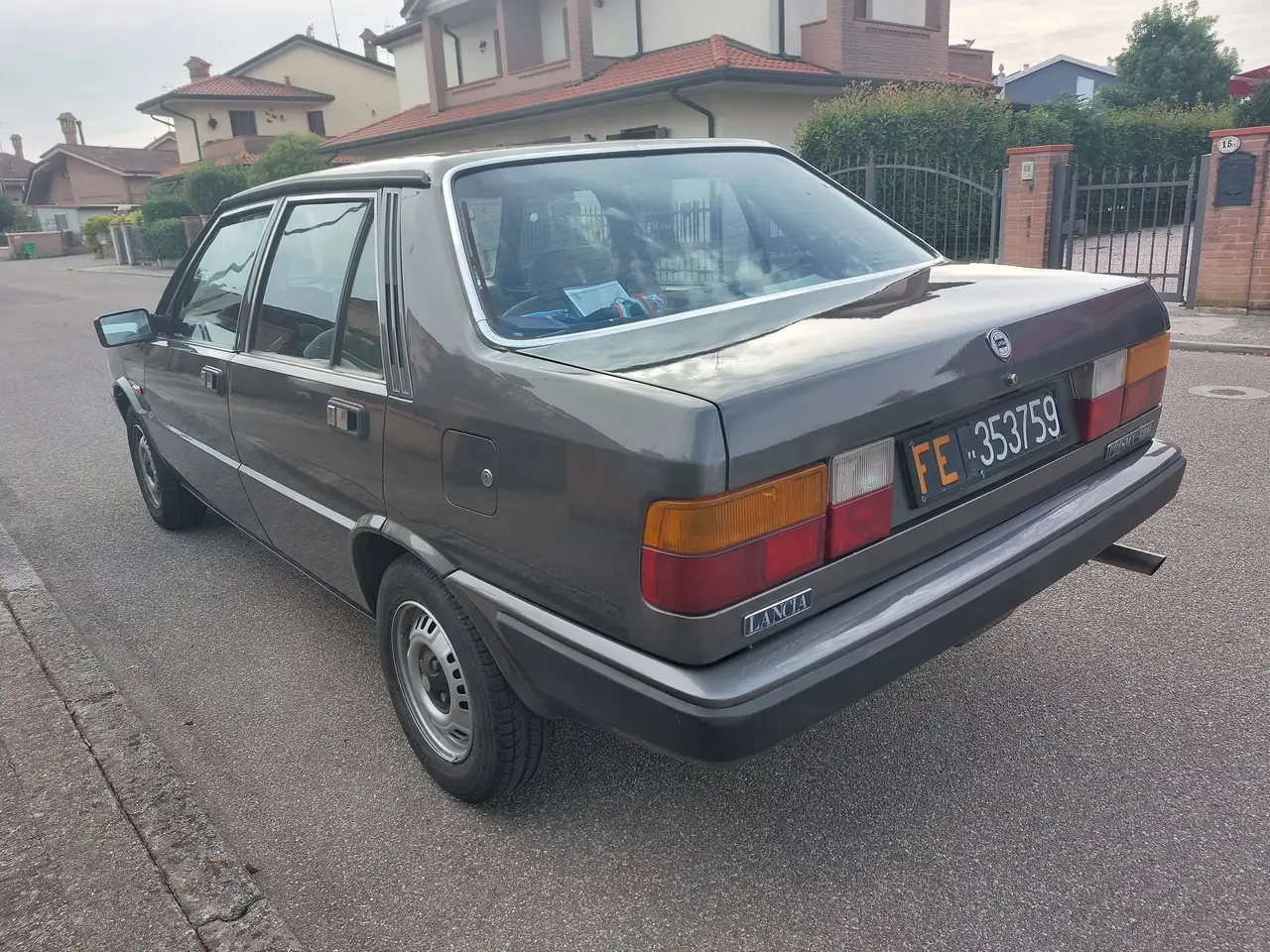 Lancia Prisma 1.5, foto 2