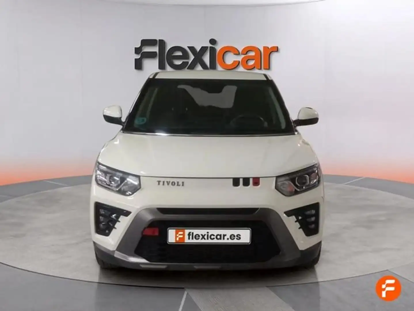 SsangYong Tivoli G15 Limited 4x2 Blanco - 2