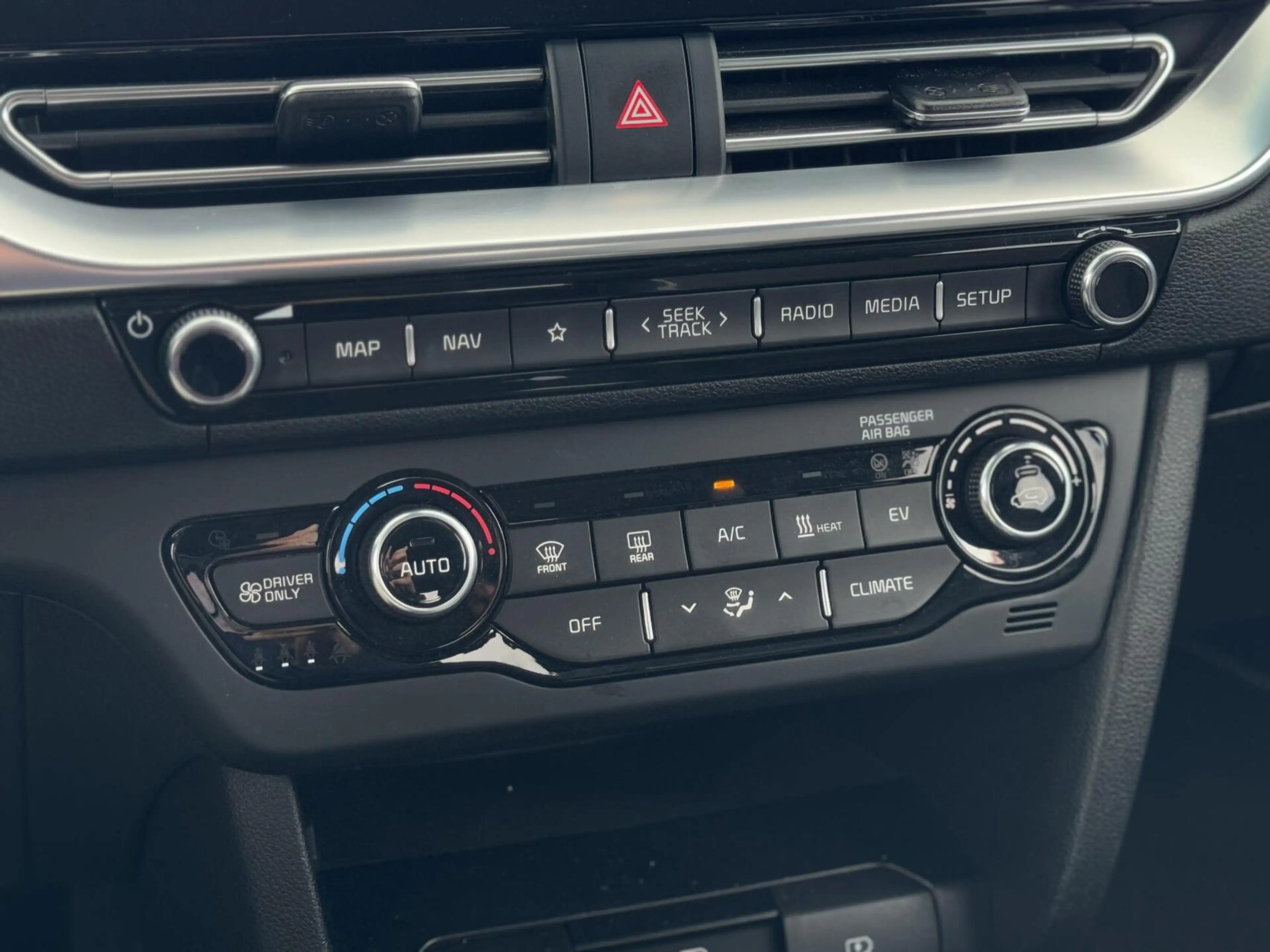 Kia e-Niro DynamicPlusLine 64 kWh|Pano|Camera|BTW|Carpl|ACC — photo 12