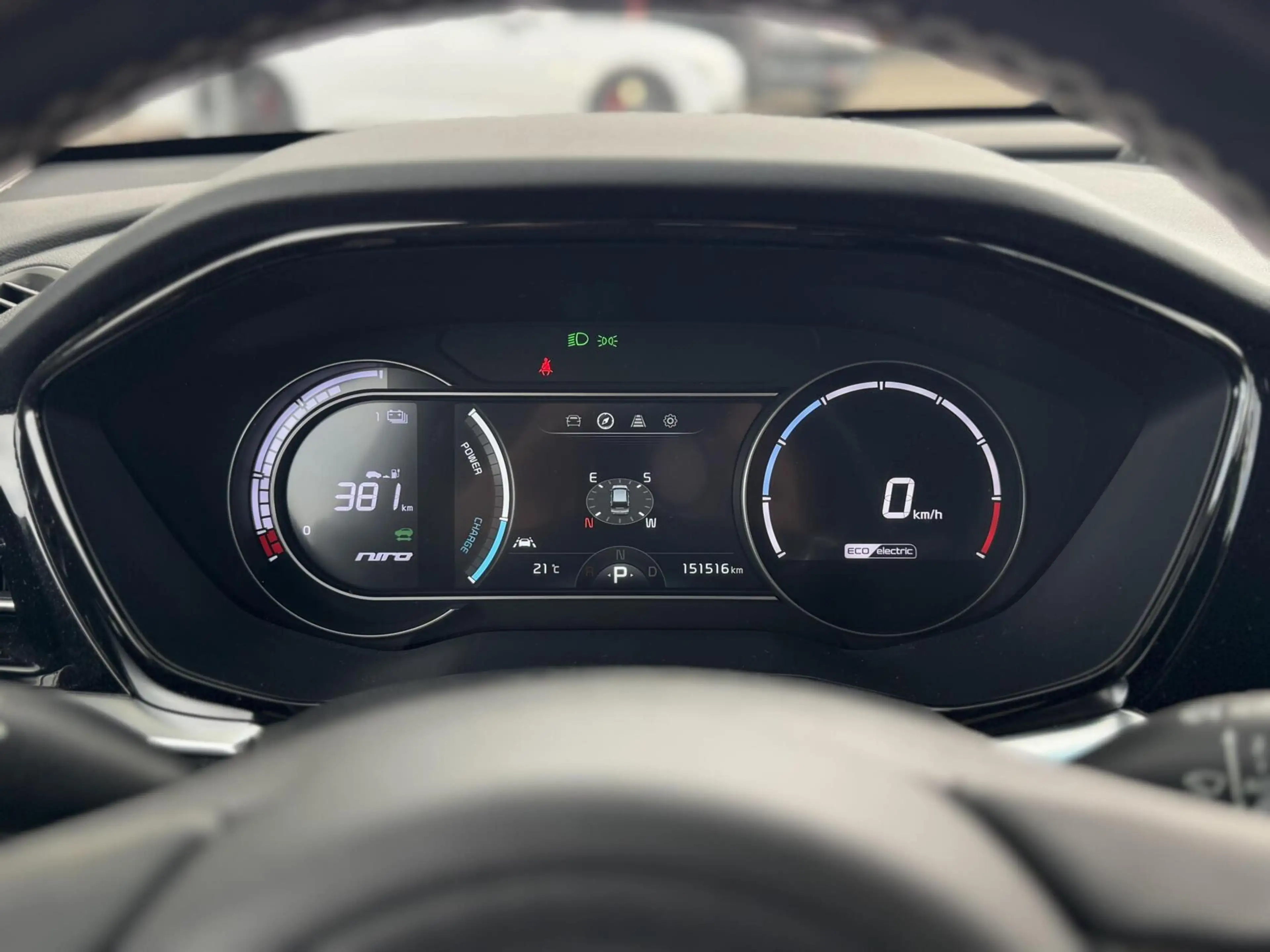 Kia e-Niro DynamicPlusLine 64 kWh|Pano|Camera|BTW|Carpl|ACC — photo 10