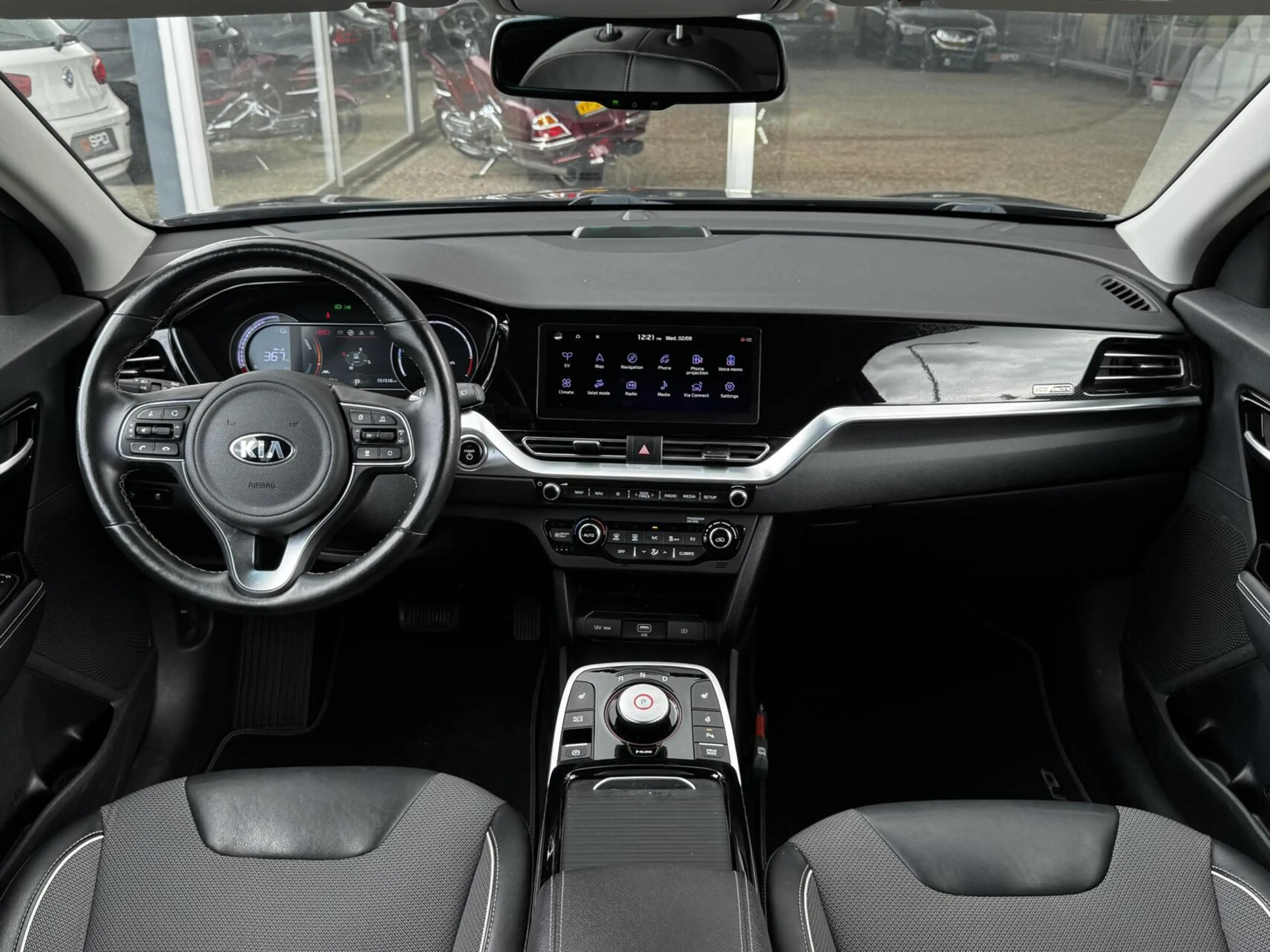 Kia e-Niro DynamicPlusLine 64 kWh|Pano|Camera|BTW|Carpl|ACC — photo 2