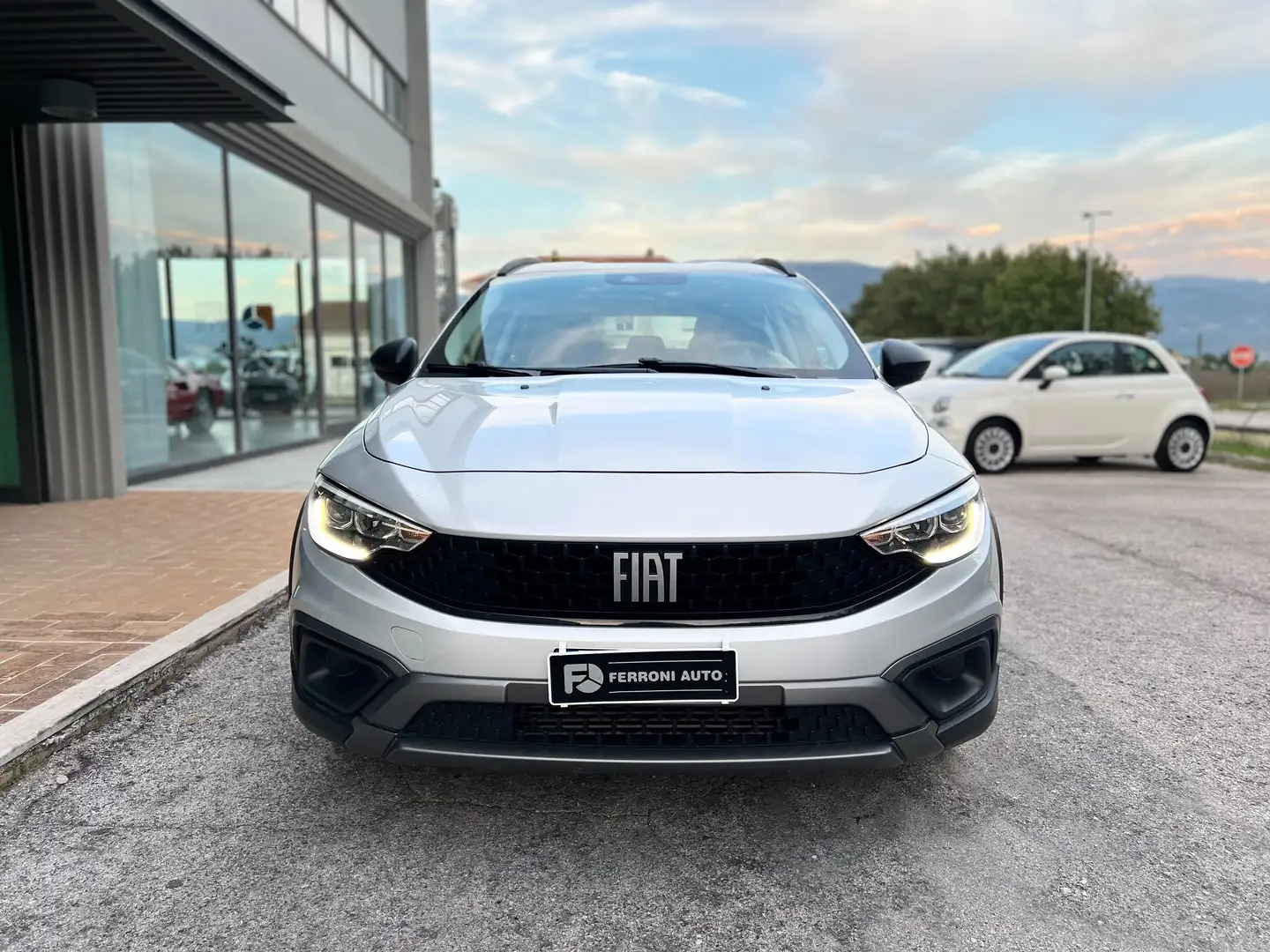 Fiat Tipo Tipo 5 porte Cross II 2021 5p 1.6 mjt City Cross s Silber - 2