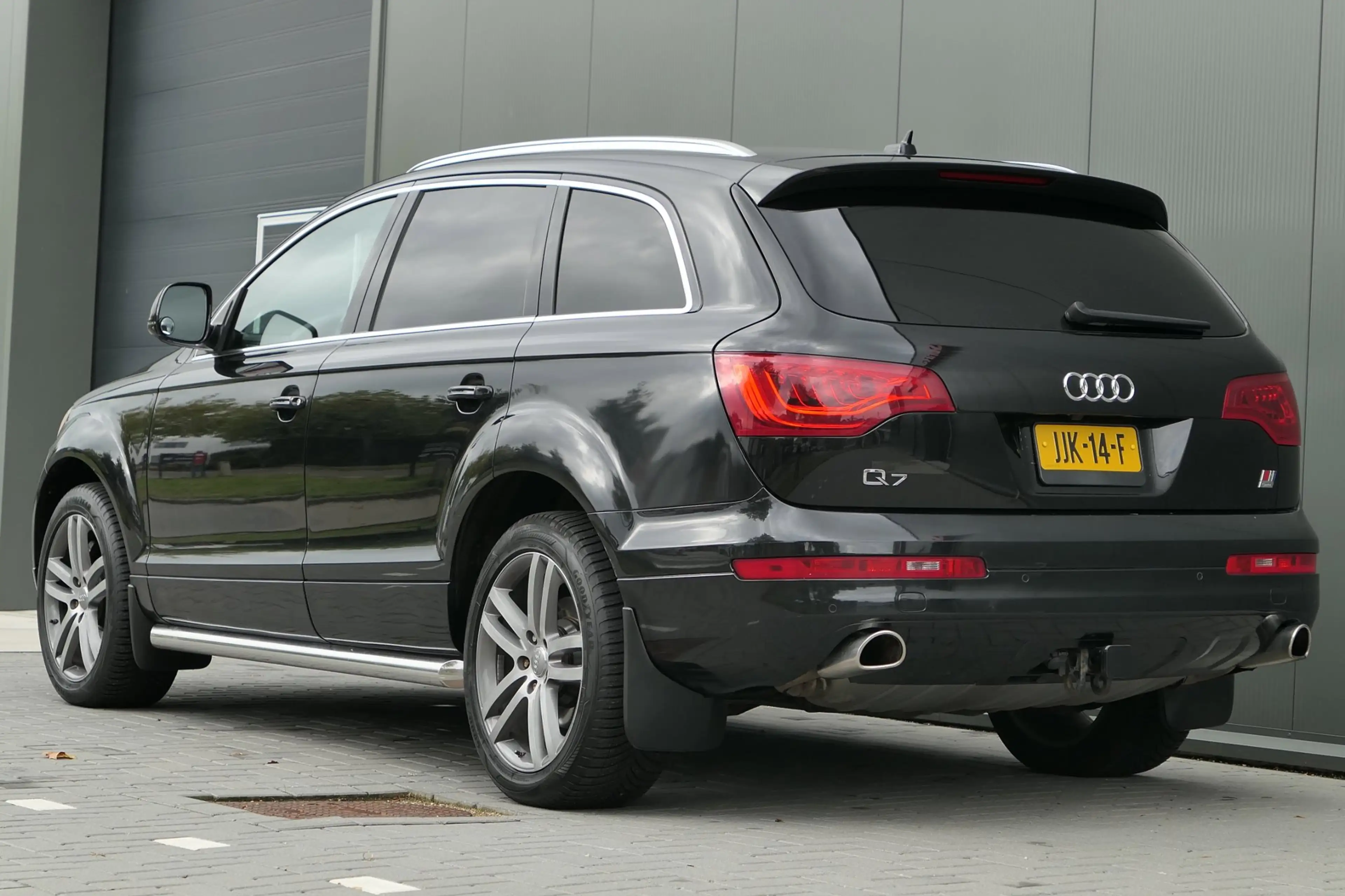 Audi Q7 3.6 FSI quattro 5+2 PPF-Folie Youngtimer Trekhaak — photo 12