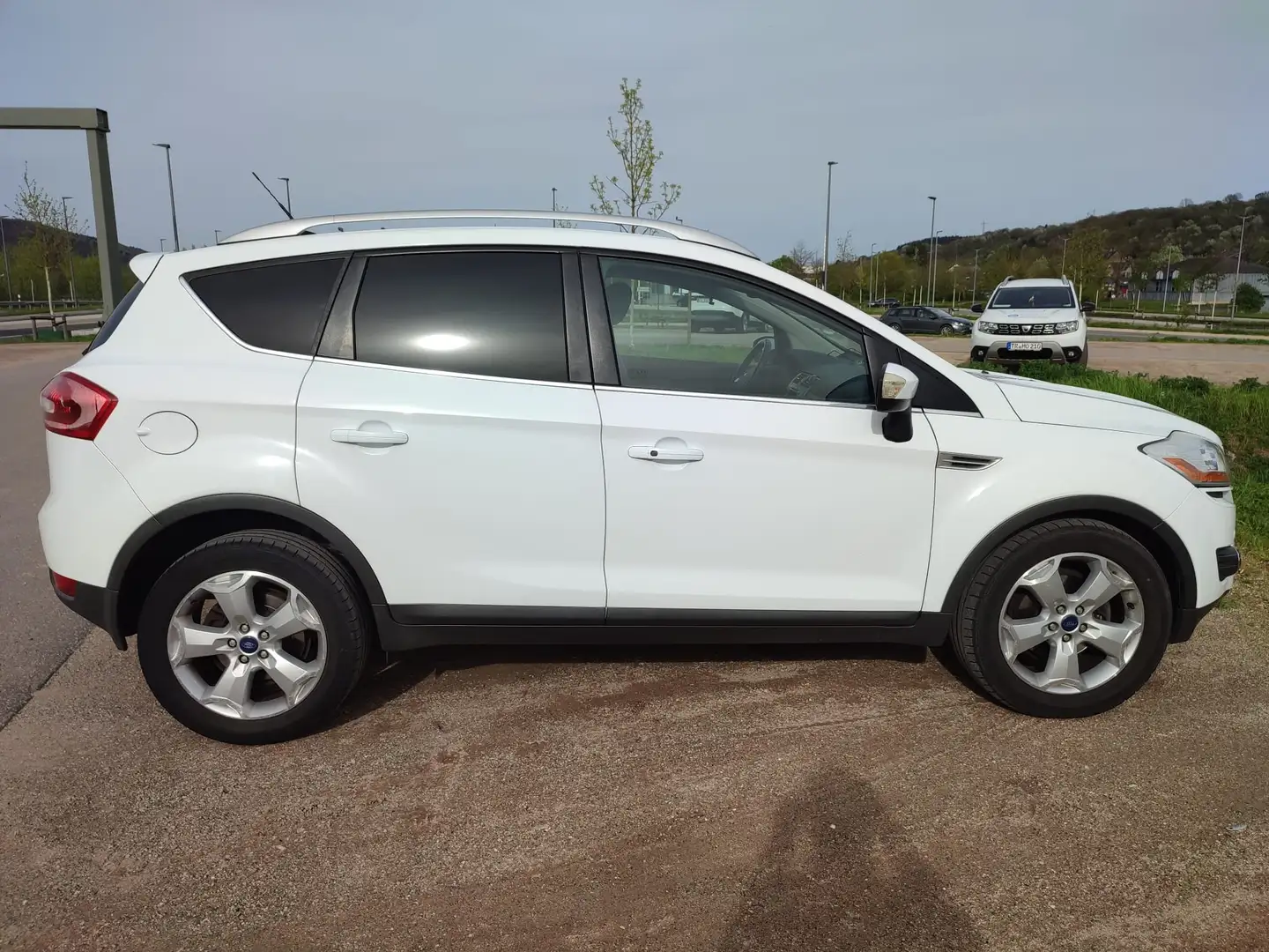 Ford Kuga Kuga 2.0 TDCi 4x4 Aut. Titanium Weiß - 2