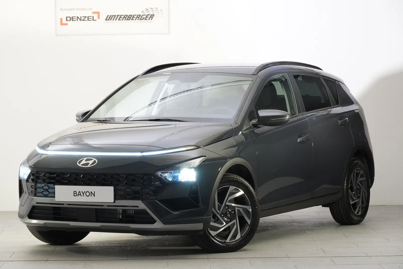 Hyundai BAYON GO Plus 1.2 MPI abz. Superbonus Grau - 1