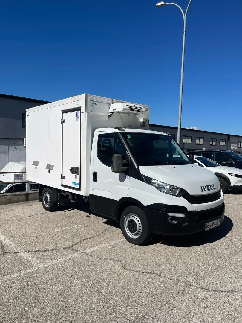 Iveco Daily Chasis Cabina 35S14 4100 136 - 1