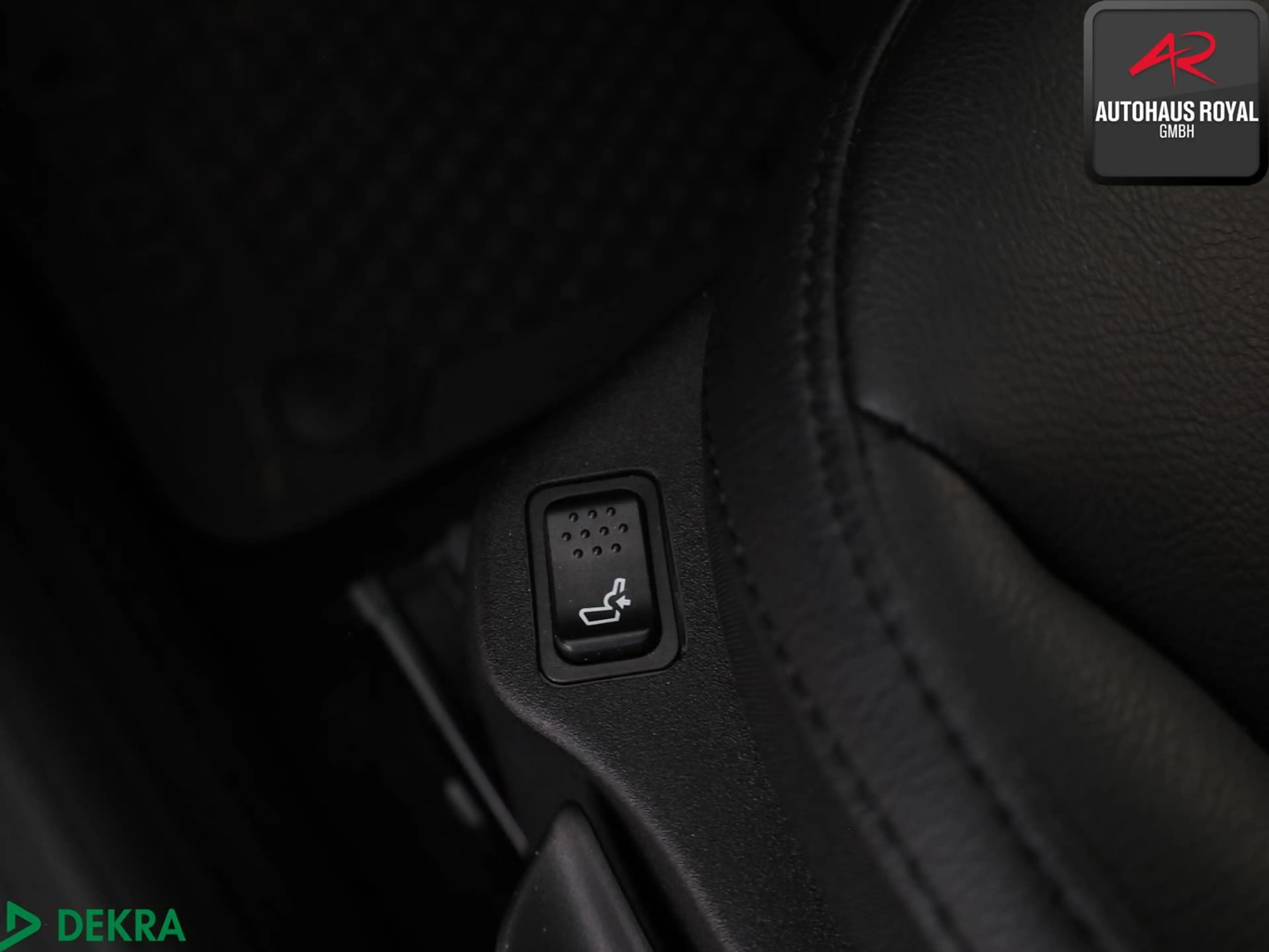 Jeep Compass 1.5 GSE e-Hybrid ALTITUDE 360GRAD,ACC,SH — photo 11