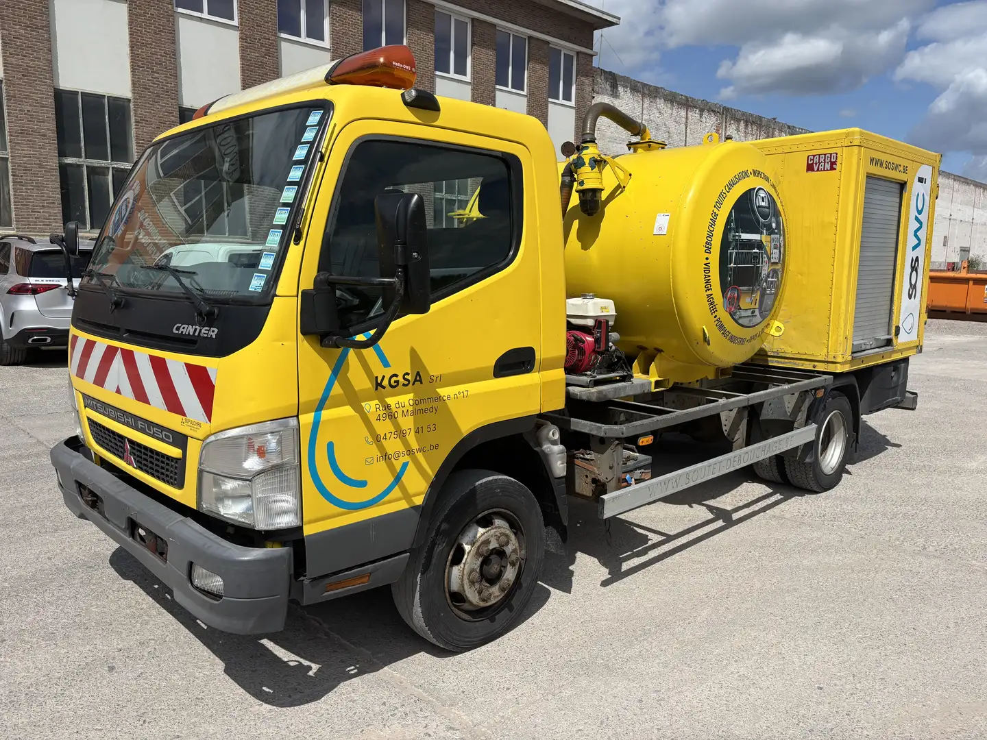 Mitsubishi Canter 7C15 Hydrocureuse 2008 avec Moteur 5.0 - 1