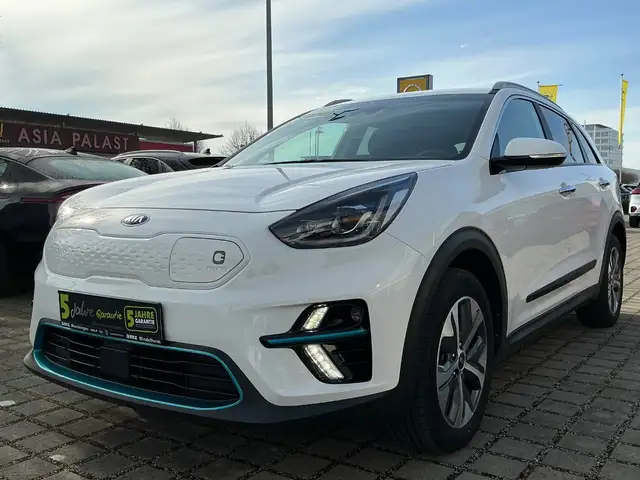 Kia Niro e- Vision ACC+LED+Navi+SHZ+Kam.+KeyLess