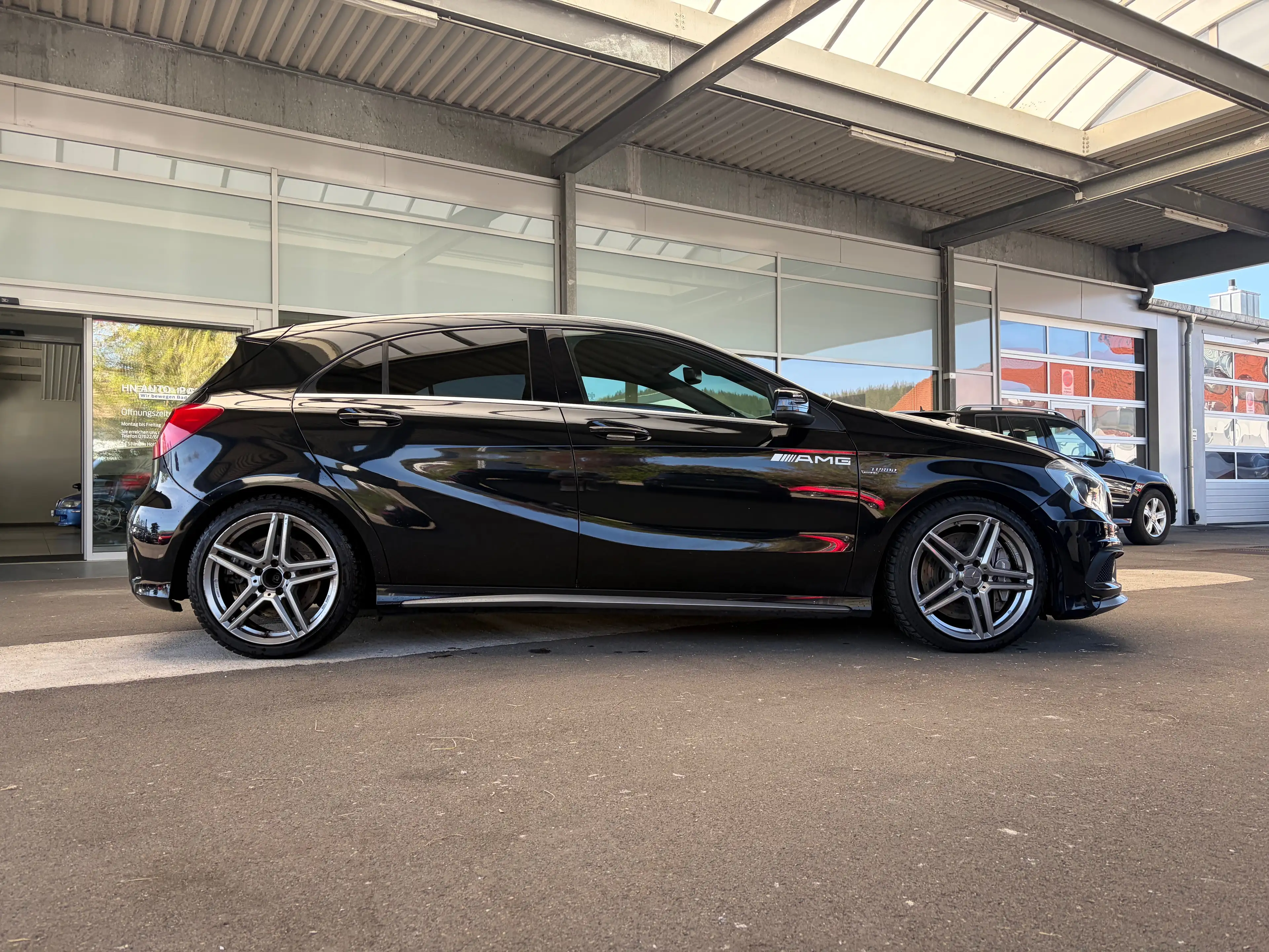 Mercedes-Benz A 45 AMG A 45 AMG 4Matic*360 PS*HU NEU* — photo 4