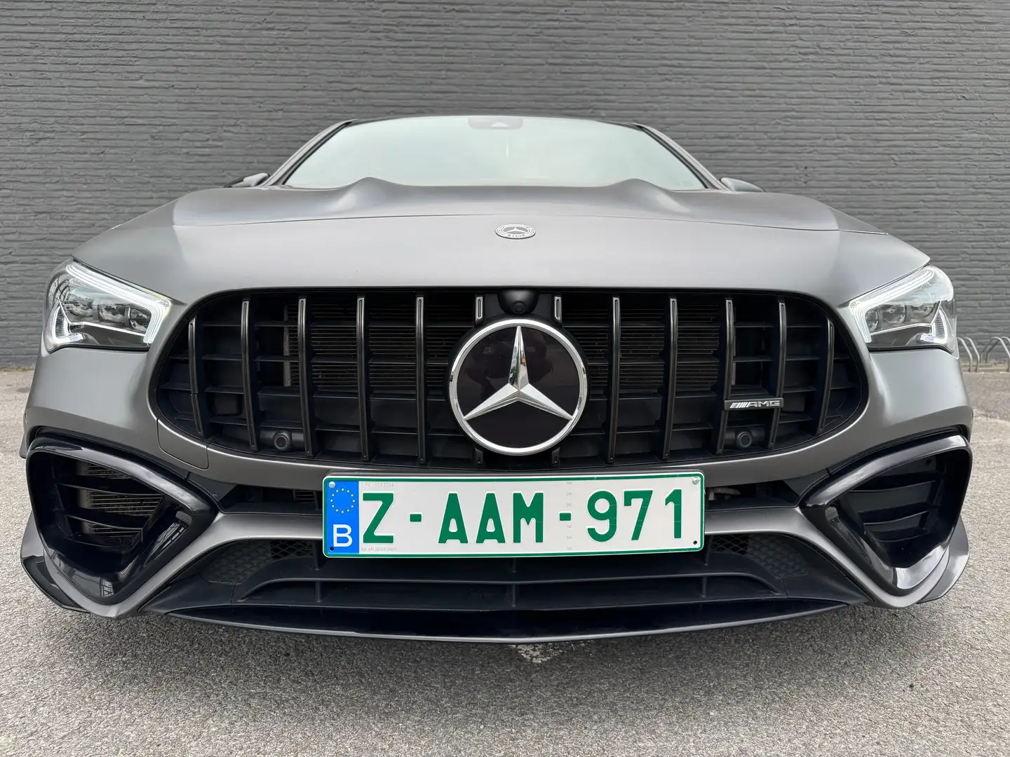 Mercedes-Benz CLA 45 AMG 45 S 4Matic+ Aero Pack/Pano/Night II Grijs - 2