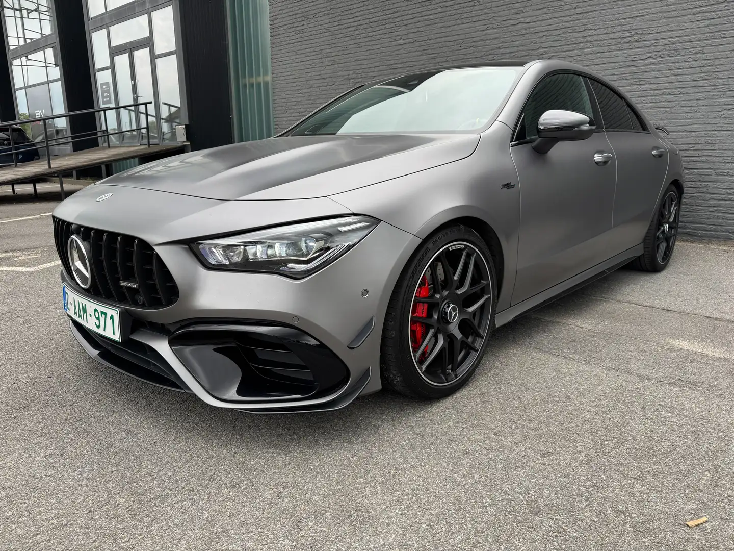 Mercedes-Benz CLA 45 AMG 45 S 4Matic+ Aero Pack/Pano/Night II Grijs - 1