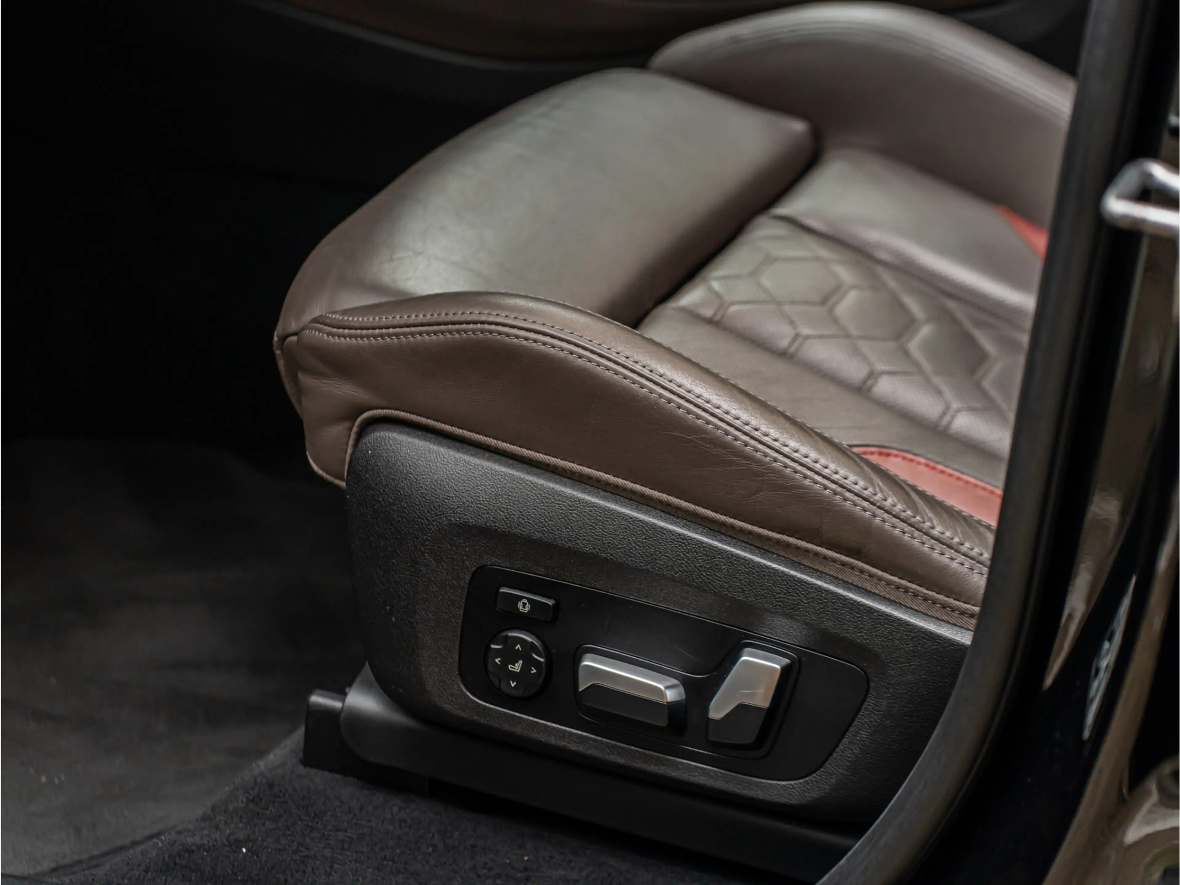 BMW X4 M Competition PANO HARMAN KARDON HUD 360 CAMERA MEMO — photo 10