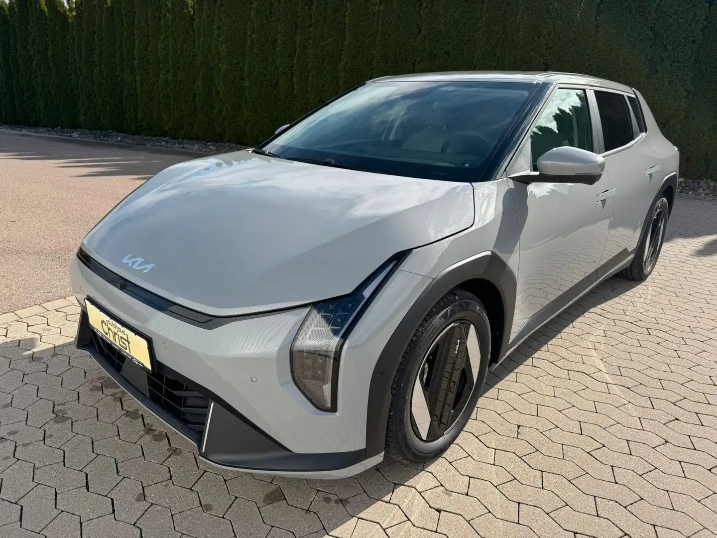 Kia EV4 Earth 81,4 kWh *Drive*Techno*Upgrade*Win*SD* Серый - 2