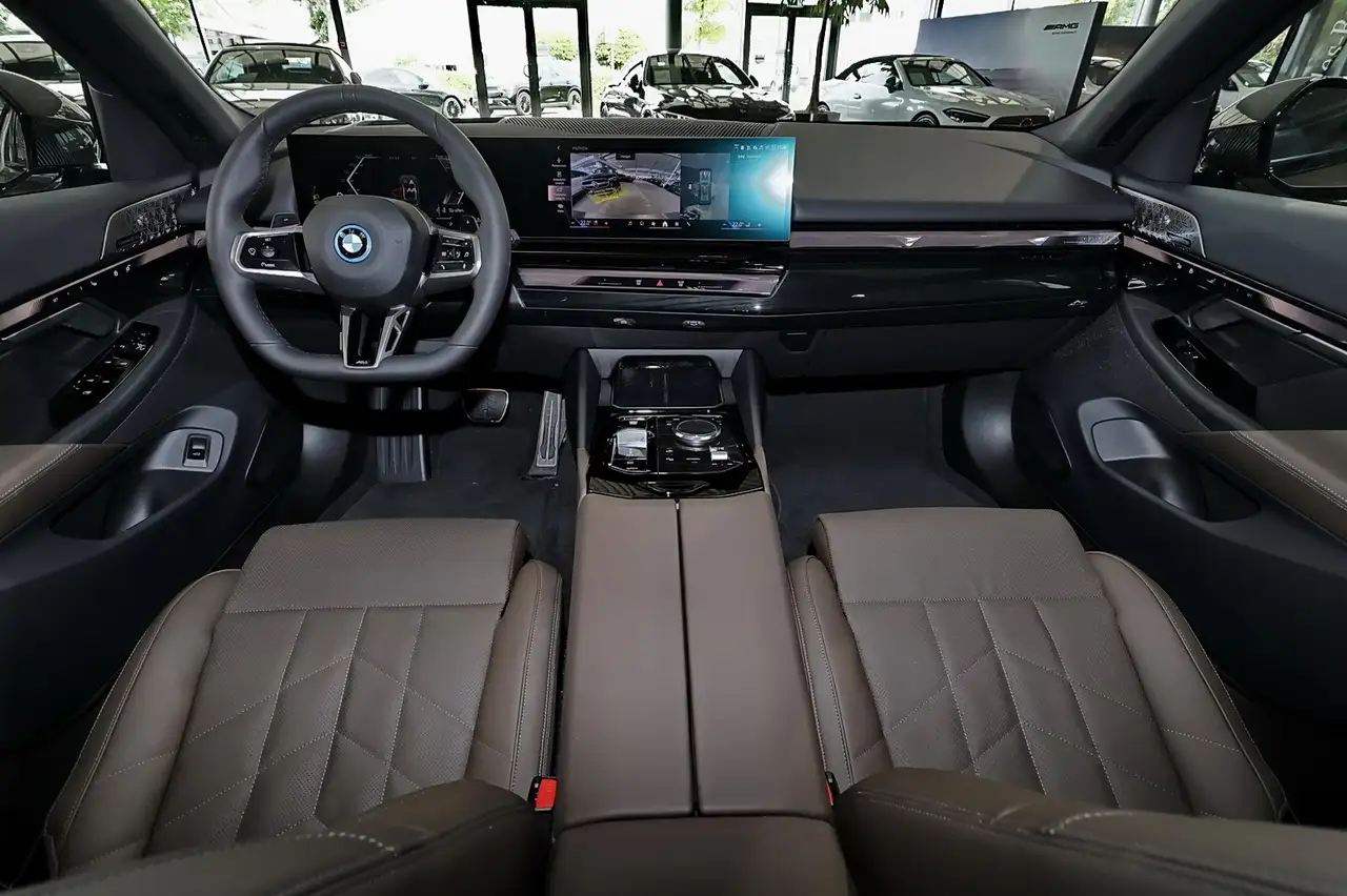 BMW 530 e xDrive M Sport AHK+TOTWINKEL+HIFI+KAMERA, миниатюра 5