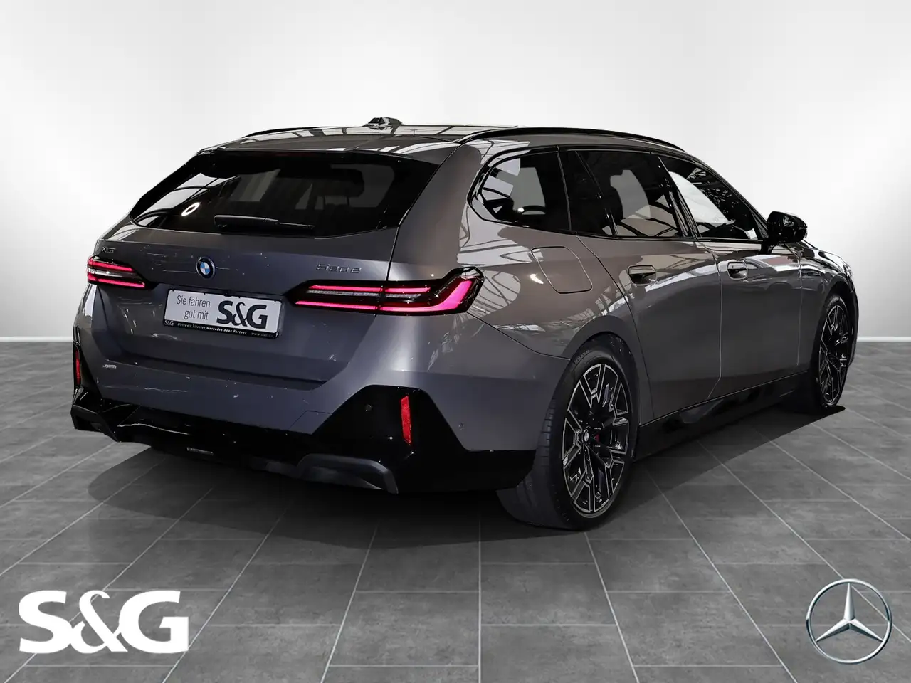 BMW 530 e xDrive M Sport AHK+TOTWINKEL+HIFI+KAMERA, миниатюра 2