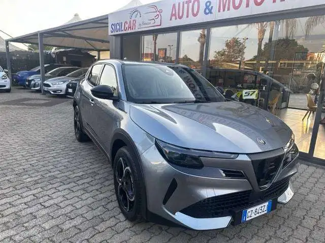 Alfa Romeo Junior 1.2 ibrida Speciale 145cv edct6 iva esposta