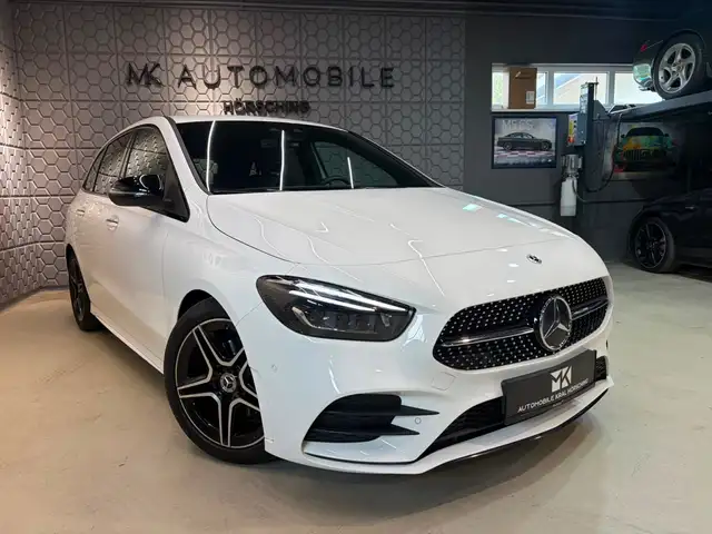 Mercedes-Benz B Class view 3
