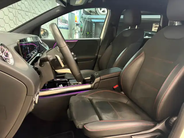 Mercedes-Benz B Class view 15