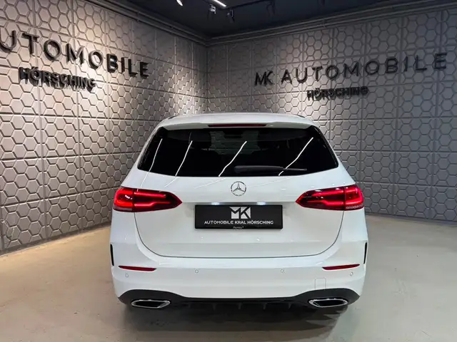 Mercedes-Benz B Class view 10
