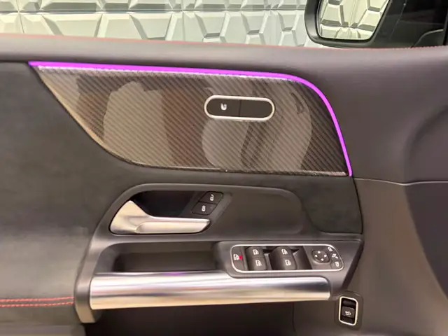 Mercedes-Benz B Class view 12