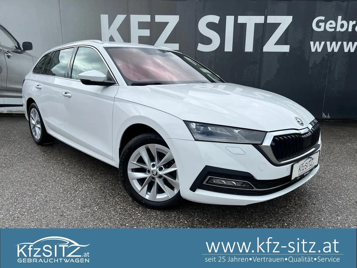 Skoda Octavia Combi 2,0 TDI Style | NP €42.000 Weiß - 1
