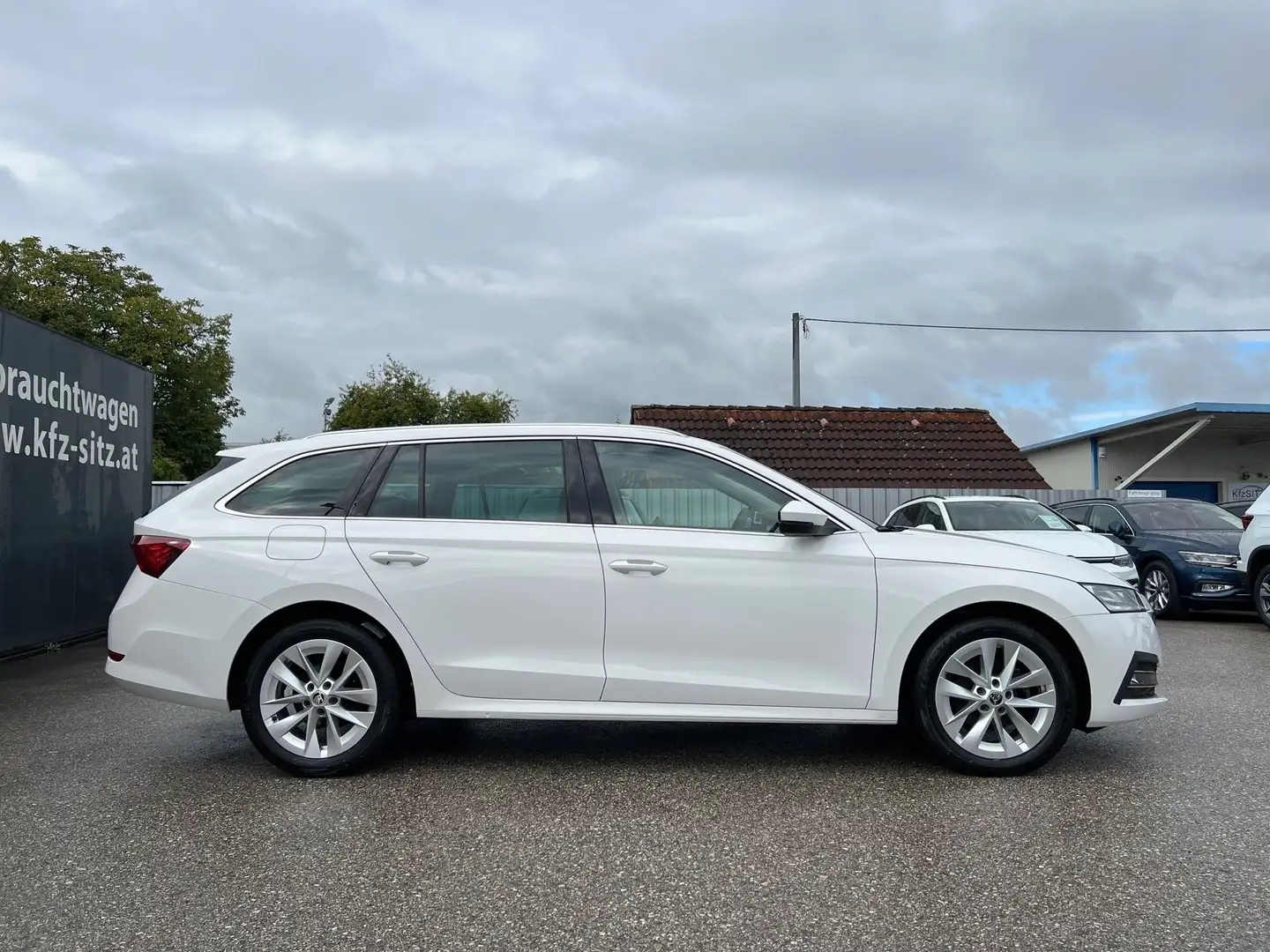 Skoda Octavia Combi 2,0 TDI Style | NP €42.000 Weiß - 2