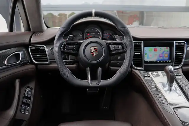 Porsche Panamera view 3