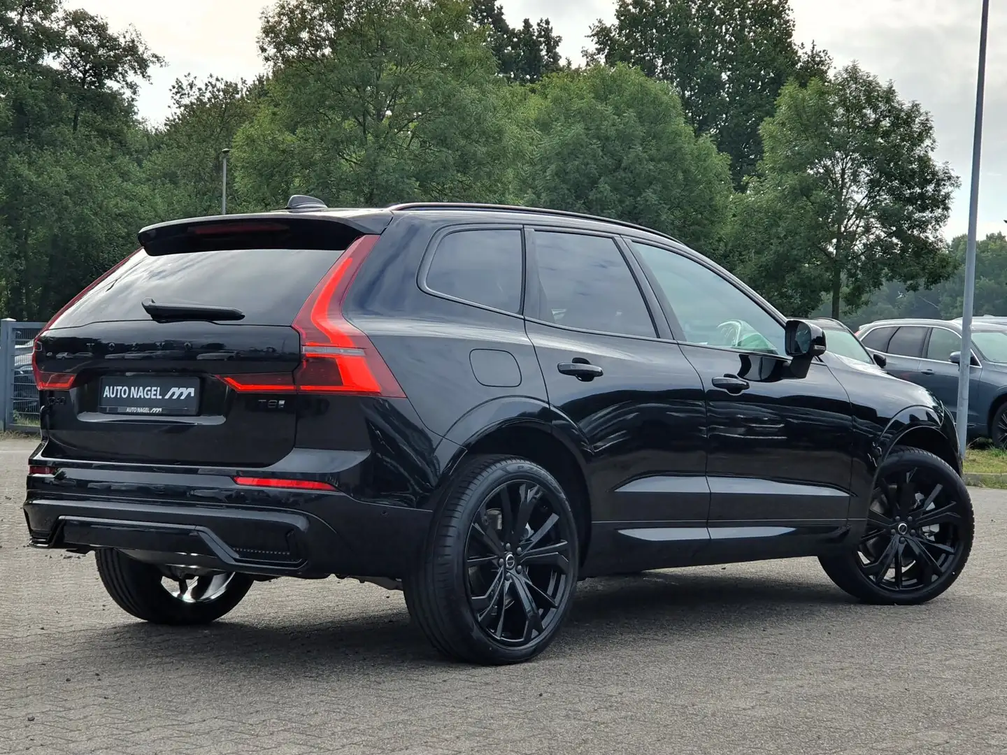 Volvo XC60 XC60 FACELIFT T8 Plus Black Edition | GEWERBE | Black - 2