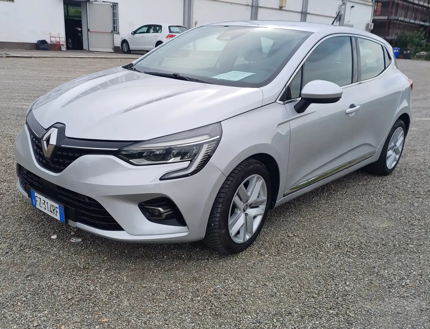 Renault Clio Clio V 2019 1.5 blue dci Initiale Paris 115cv Grigio - 2
