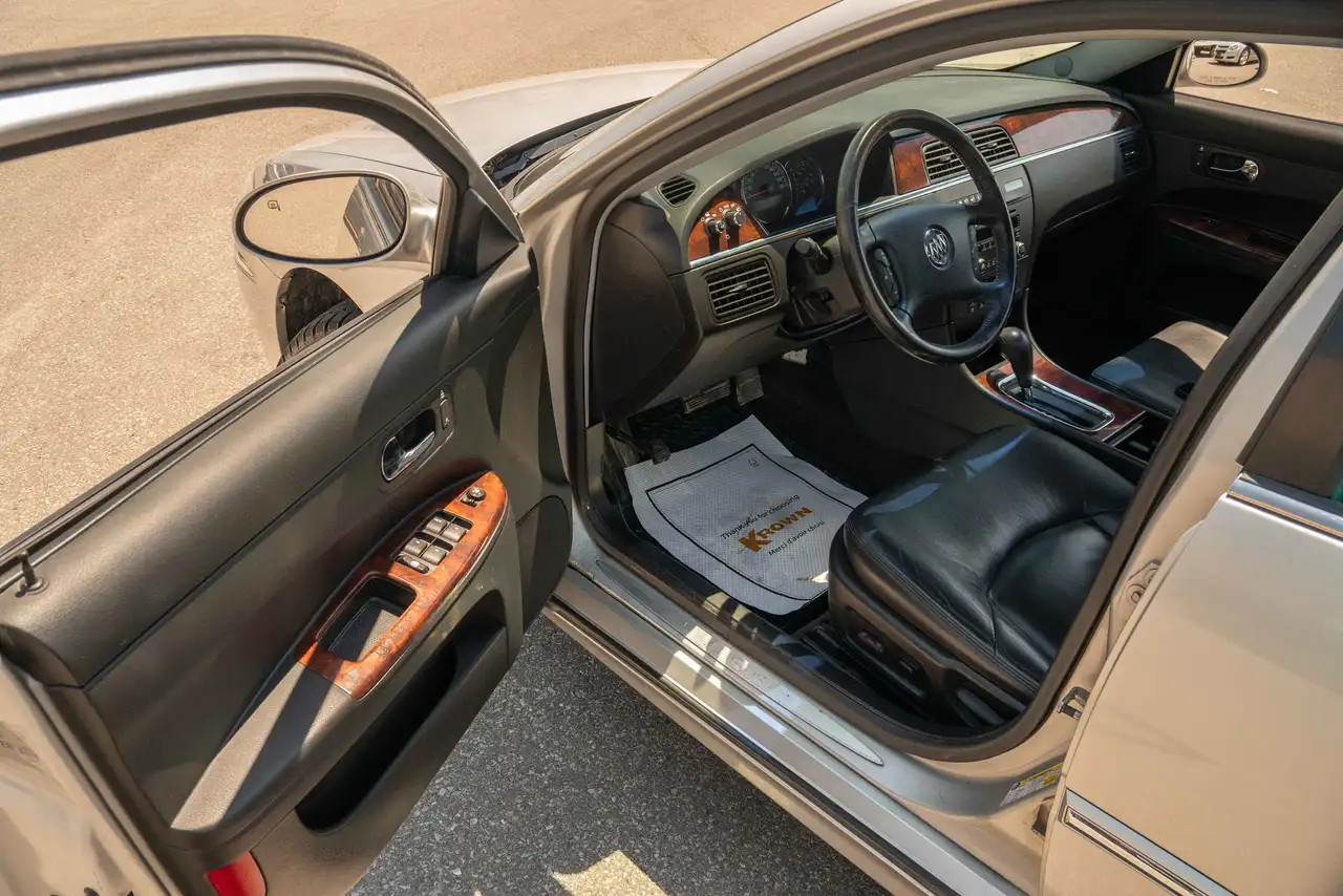 Buick Allure photo Buick Allure