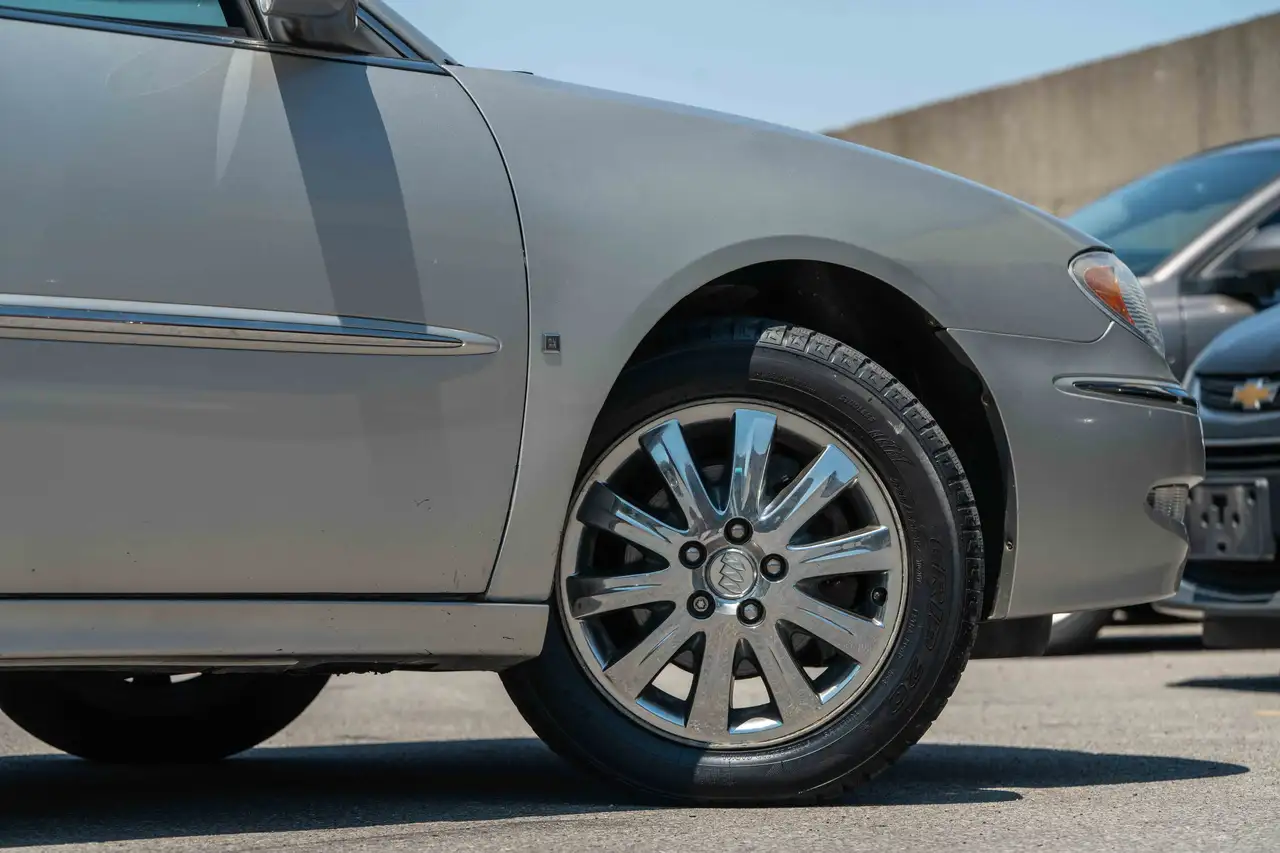 Buick Allure photo Buick Allure