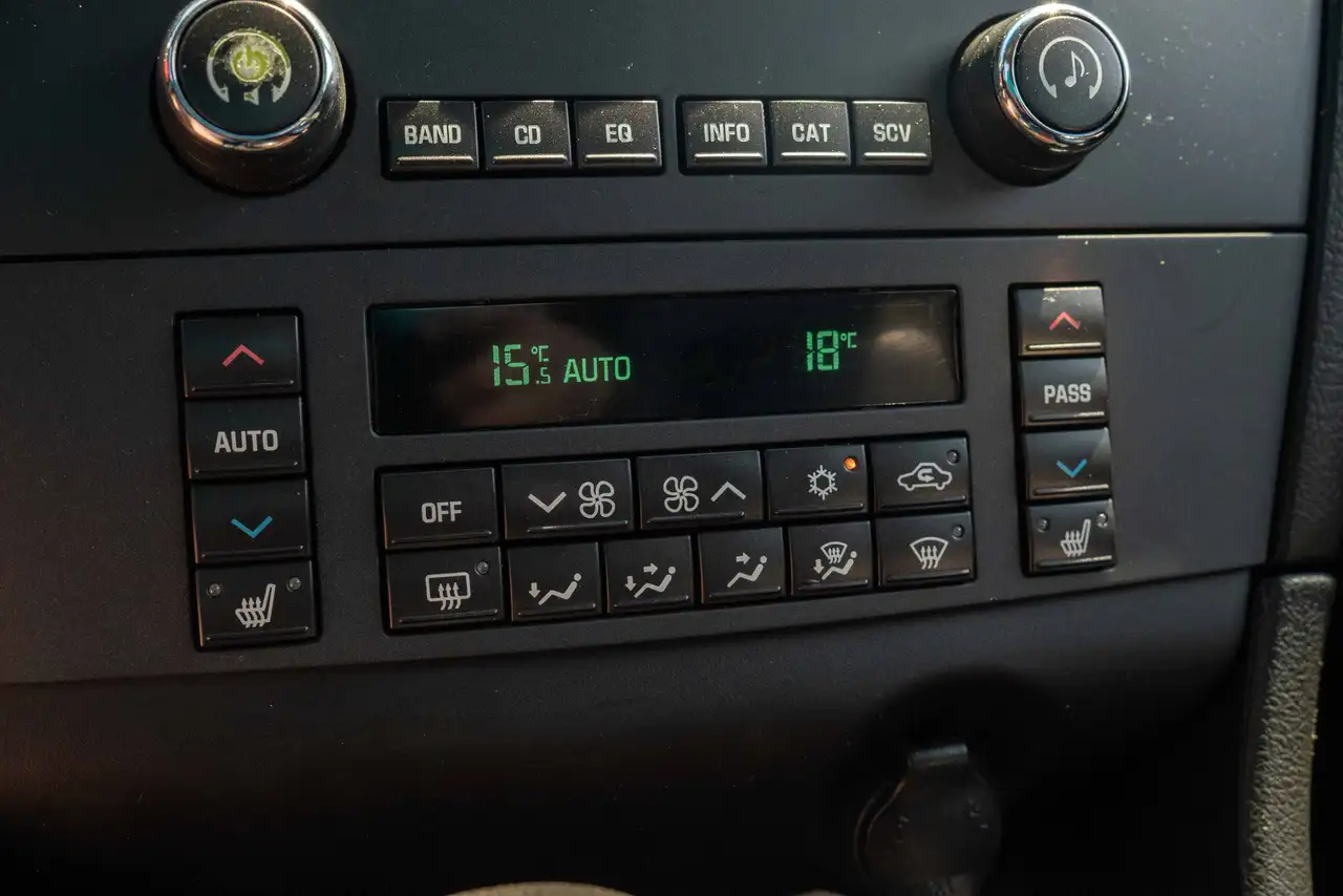 Buick Allure photo Buick Allure