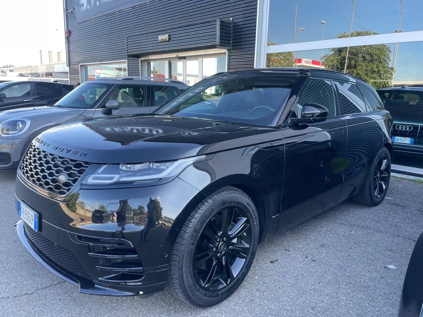 Land Rover Range Rover Velar Range Rover Velar 2.0 i4 R-Dynamic SE 240cv auto Schwarz - 2