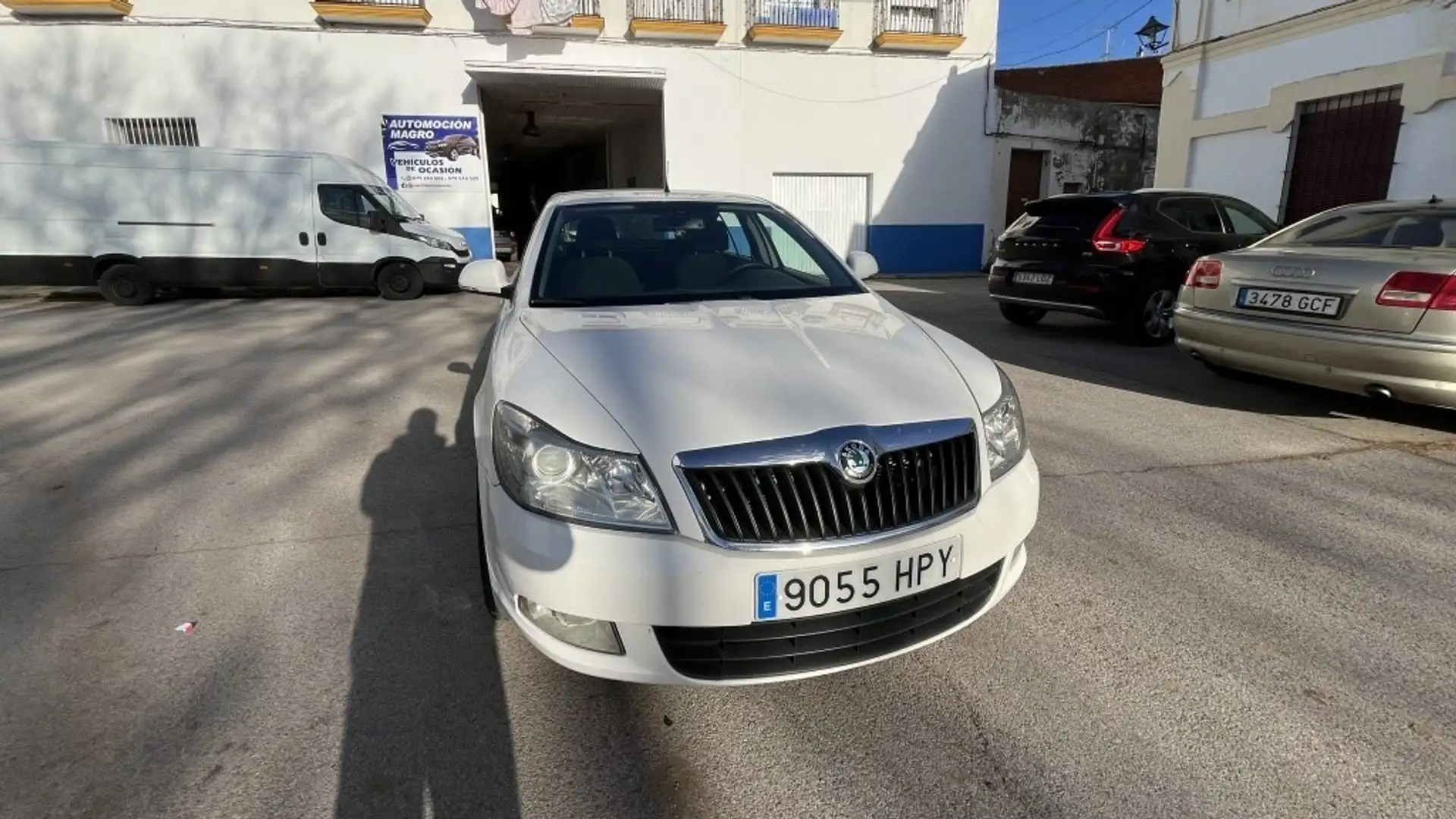 Skoda Octavia 2.0TDI Elegance Blanco - 2
