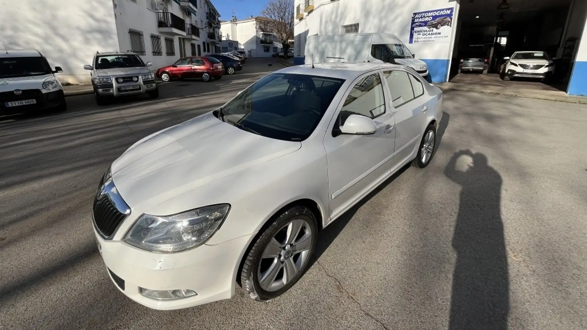 Skoda Octavia 2.0TDI Elegance Blanco - 1