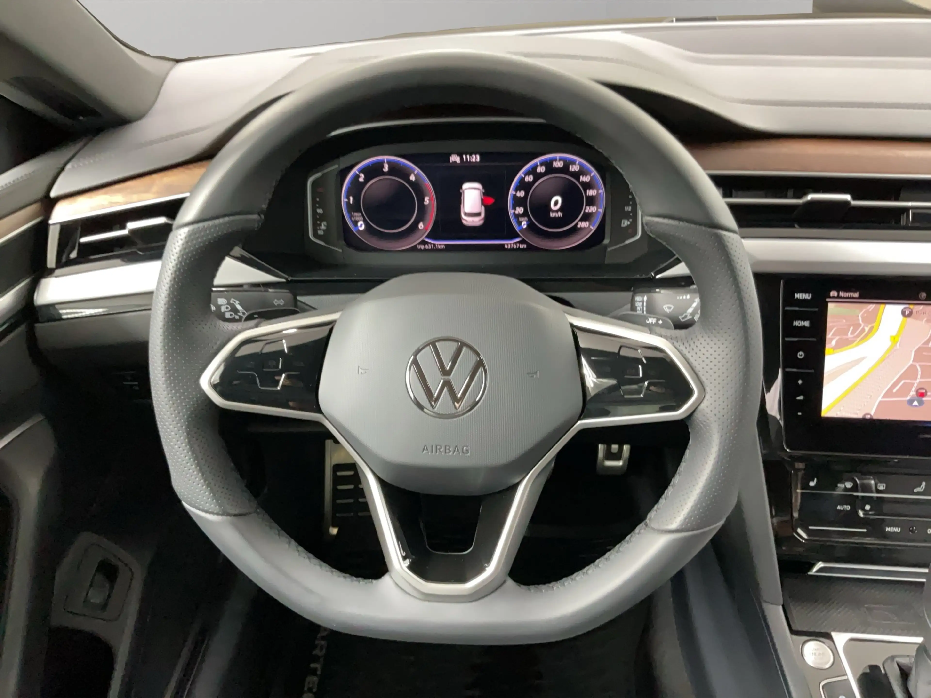 Volkswagen Arteon Shootingbrake R-line 2.0 TDI 4M 360 ACC AHK HUD — photo 10