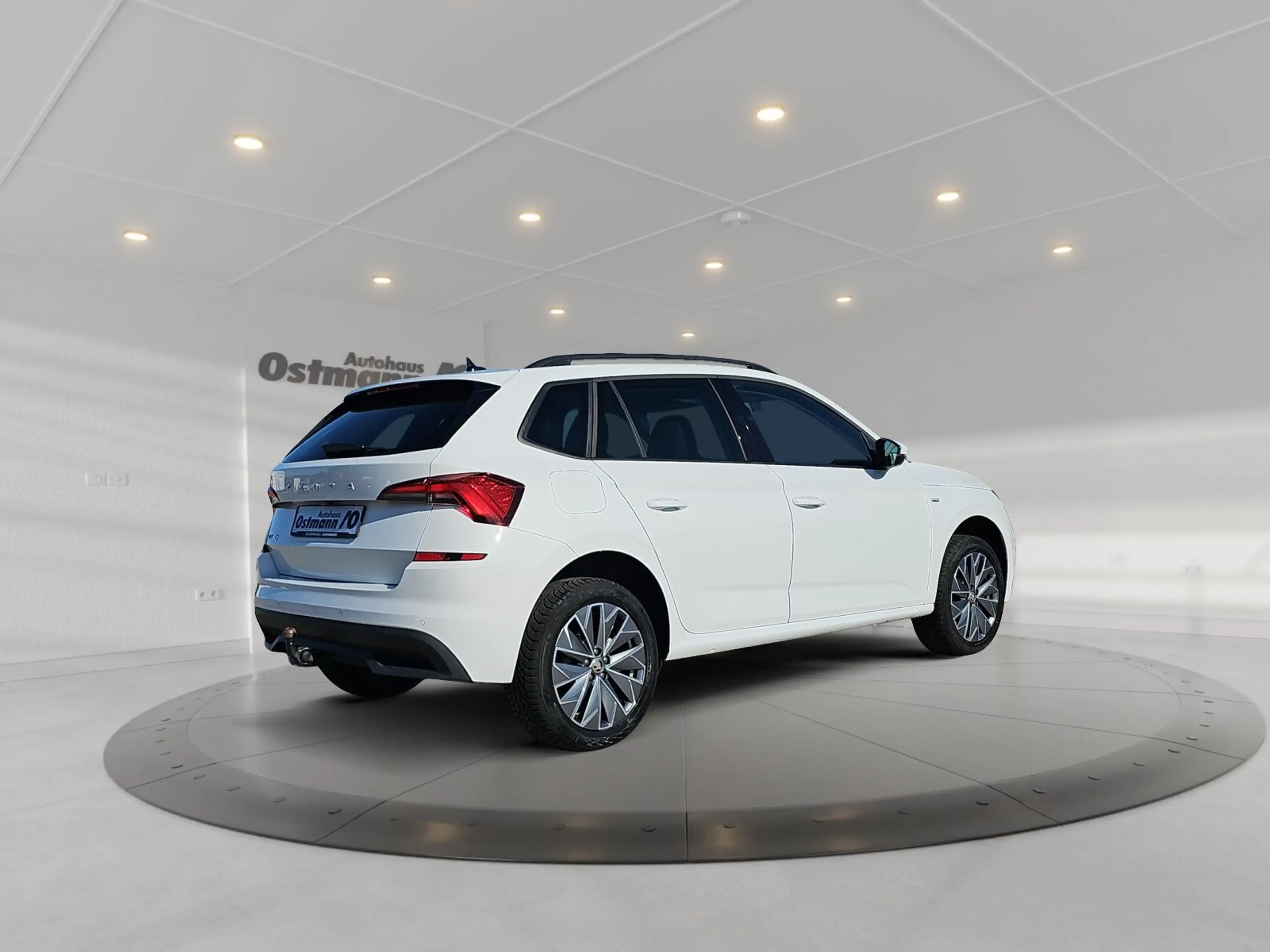 Skoda Kamiq Tour 1,0 TSI AHK RFK LM Kessy LED SHZ — photo 4