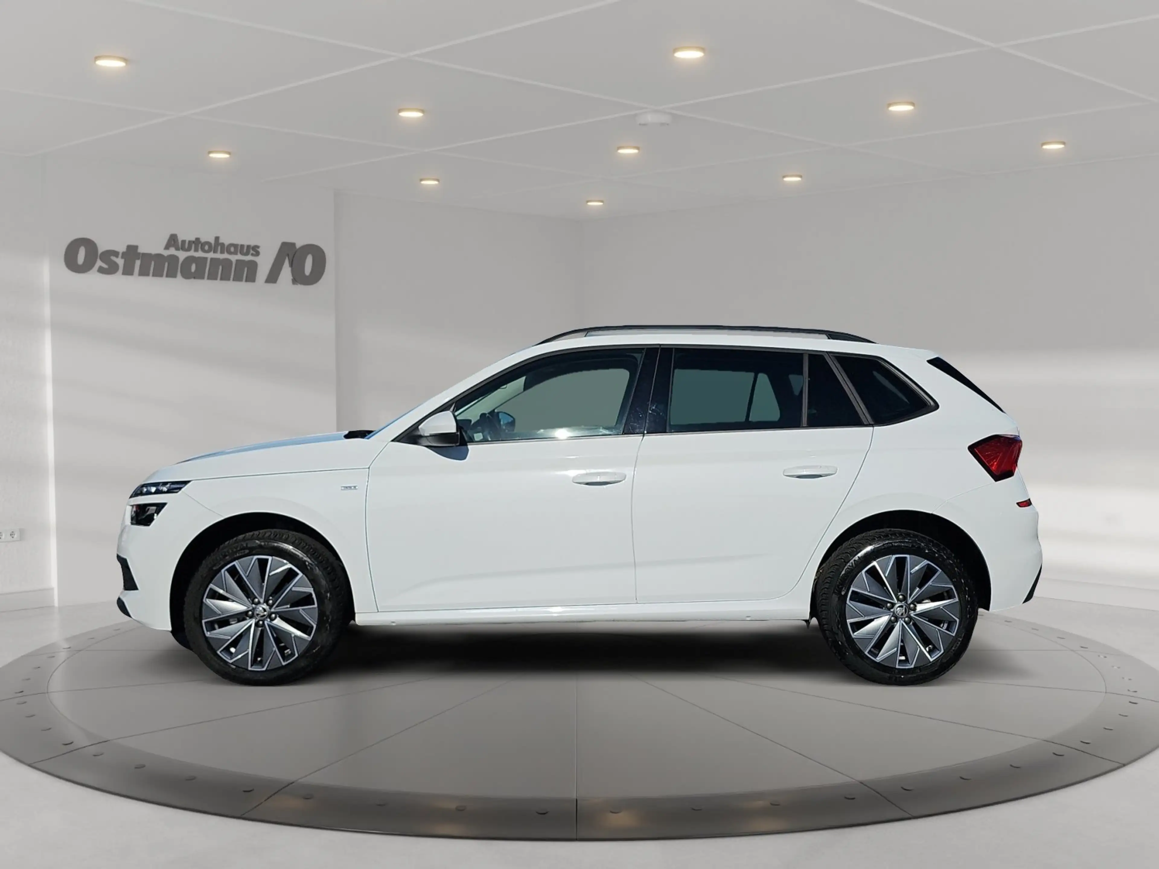 Skoda Kamiq Tour 1,0 TSI AHK RFK LM Kessy LED SHZ — photo 2