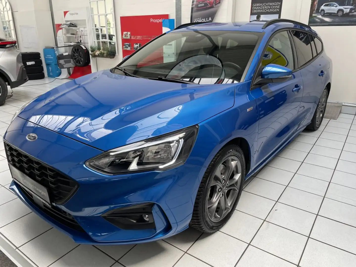 Ford Focus Turnier 1.5 EcoBoost Start-Stopp-System Aut. ST-LI Blau - 1