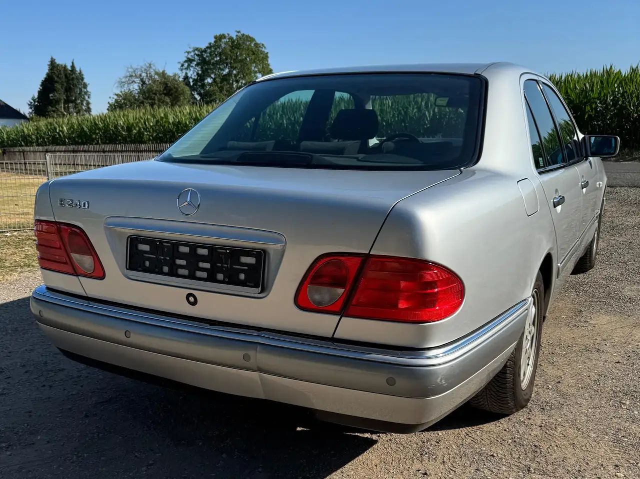 Mercedes-Benz E 240 E-Klasse Elegance, foto 2