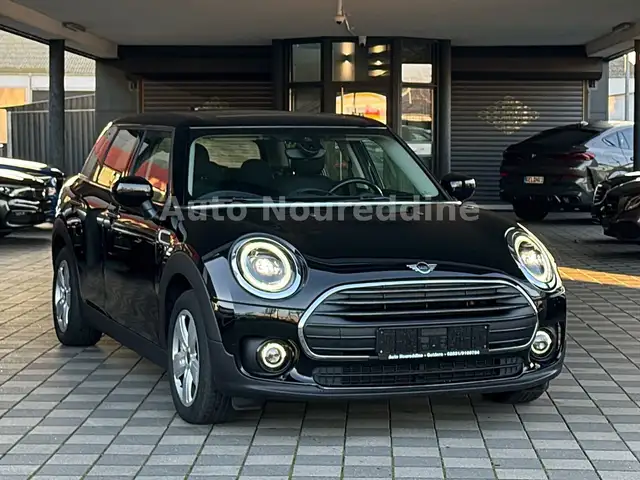 MINI One D Clubman Facelift *Navi*LED*Panorama*