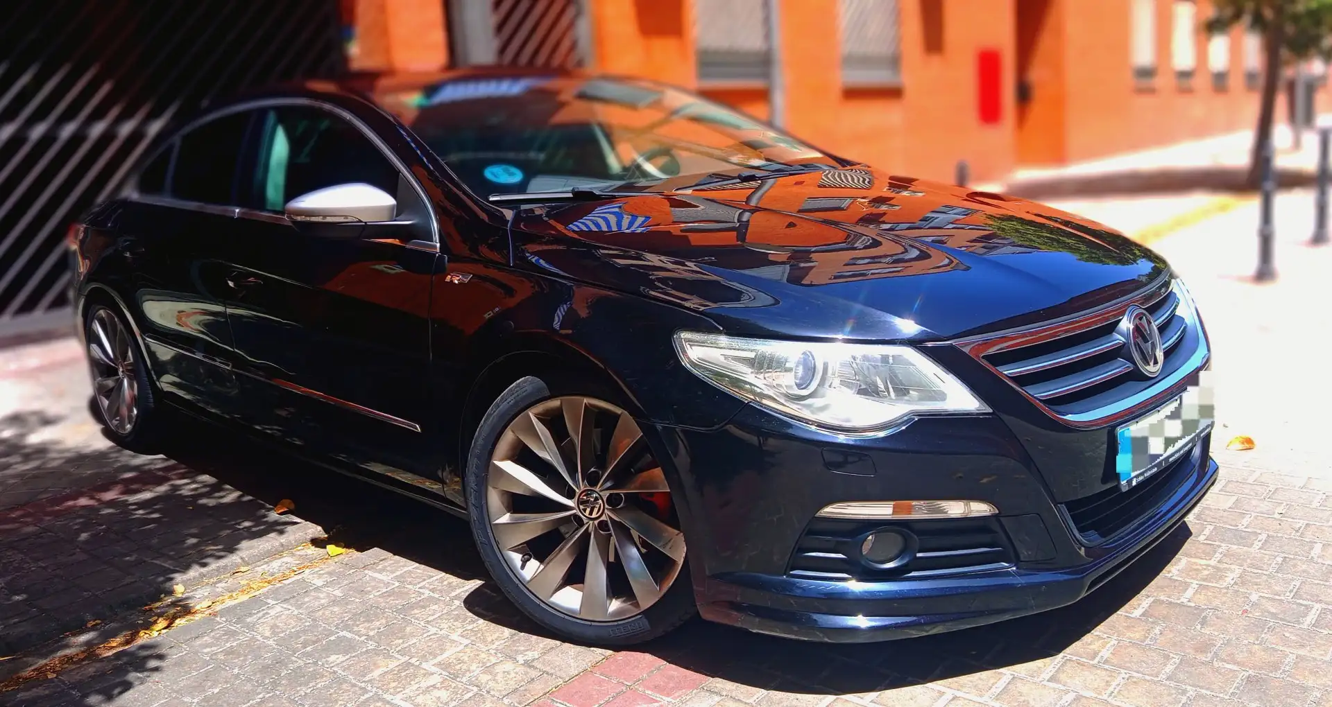 Volkswagen Passat CC 2.0 TSI R-Line - 2