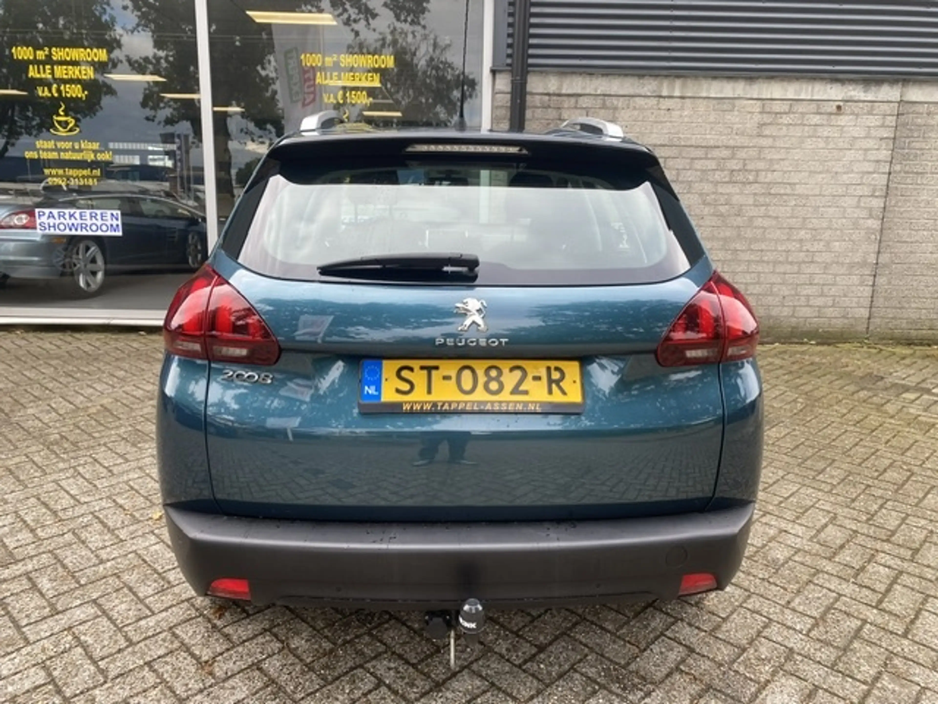 Peugeot 2008 1.2 PureT. Blue Lion — photo 14