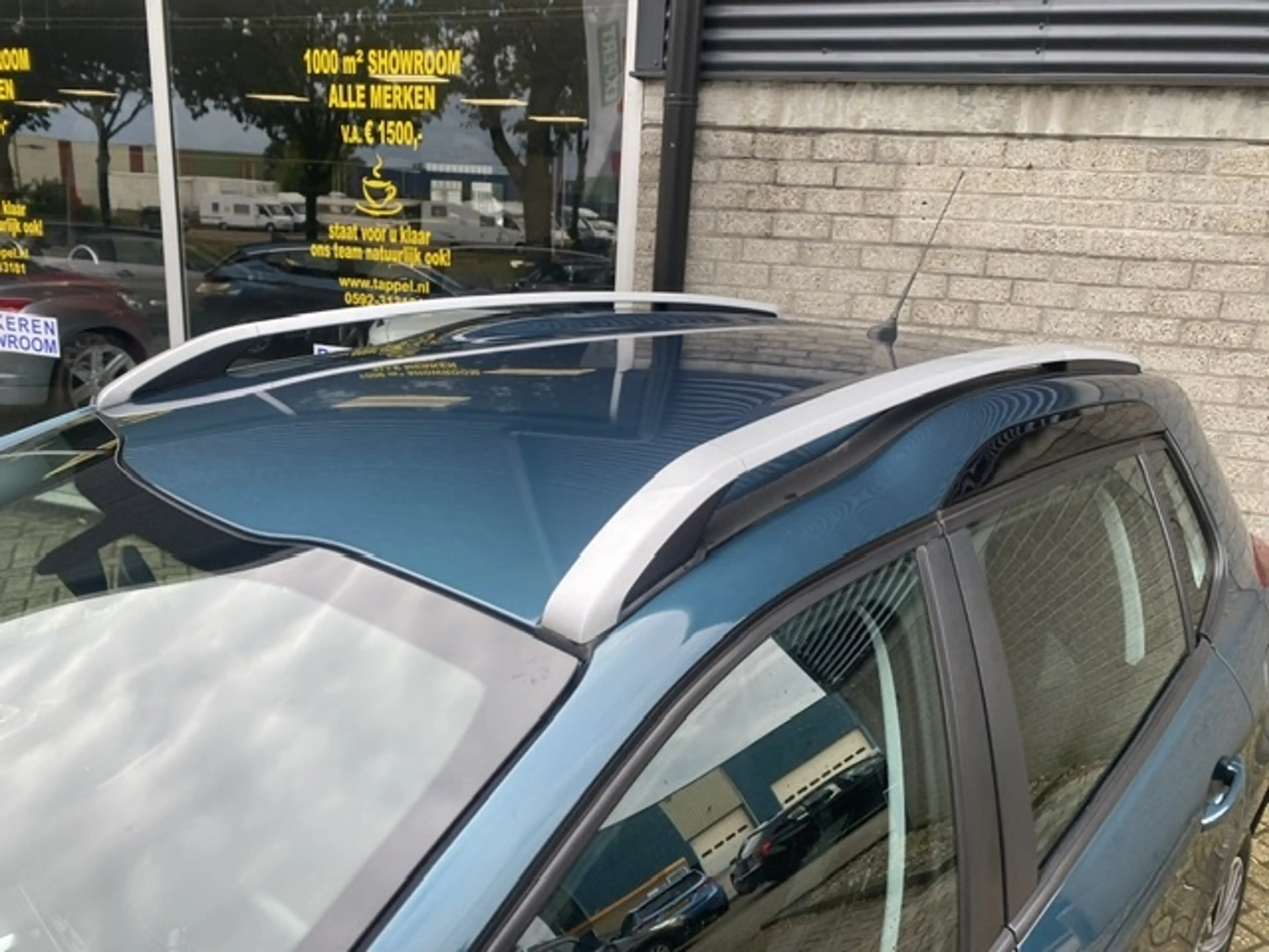 Peugeot 2008 1.2 PureT. Blue Lion — photo 5