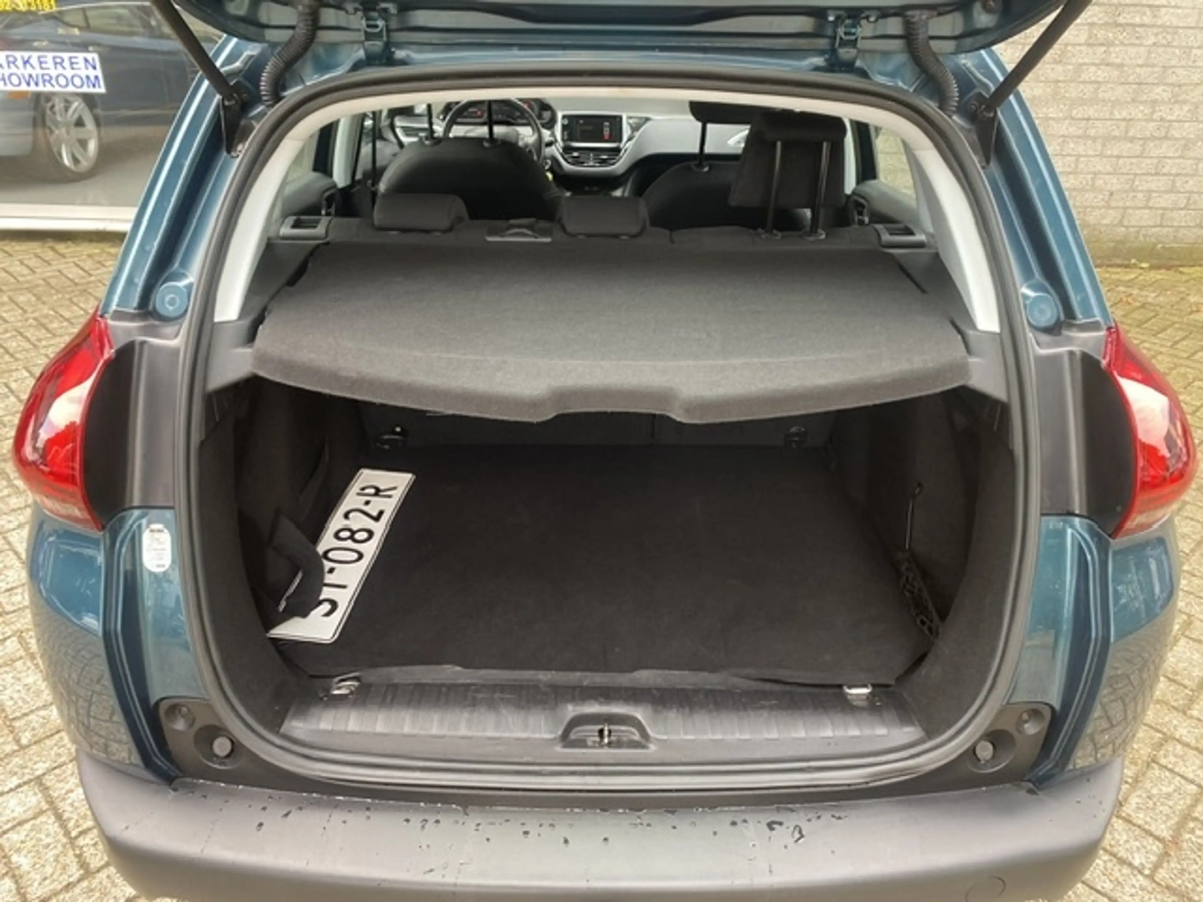 Peugeot 2008 1.2 PureT. Blue Lion — photo 17
