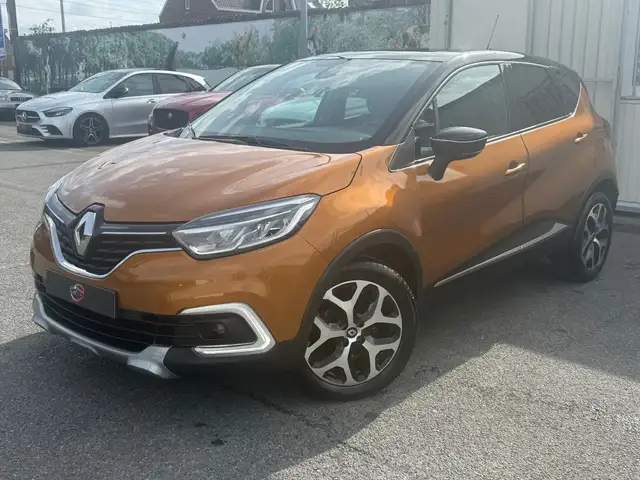 Renault Captur 1.2 TCe Energy / PANO / AUTO / ONLY 31.000 KM !!!