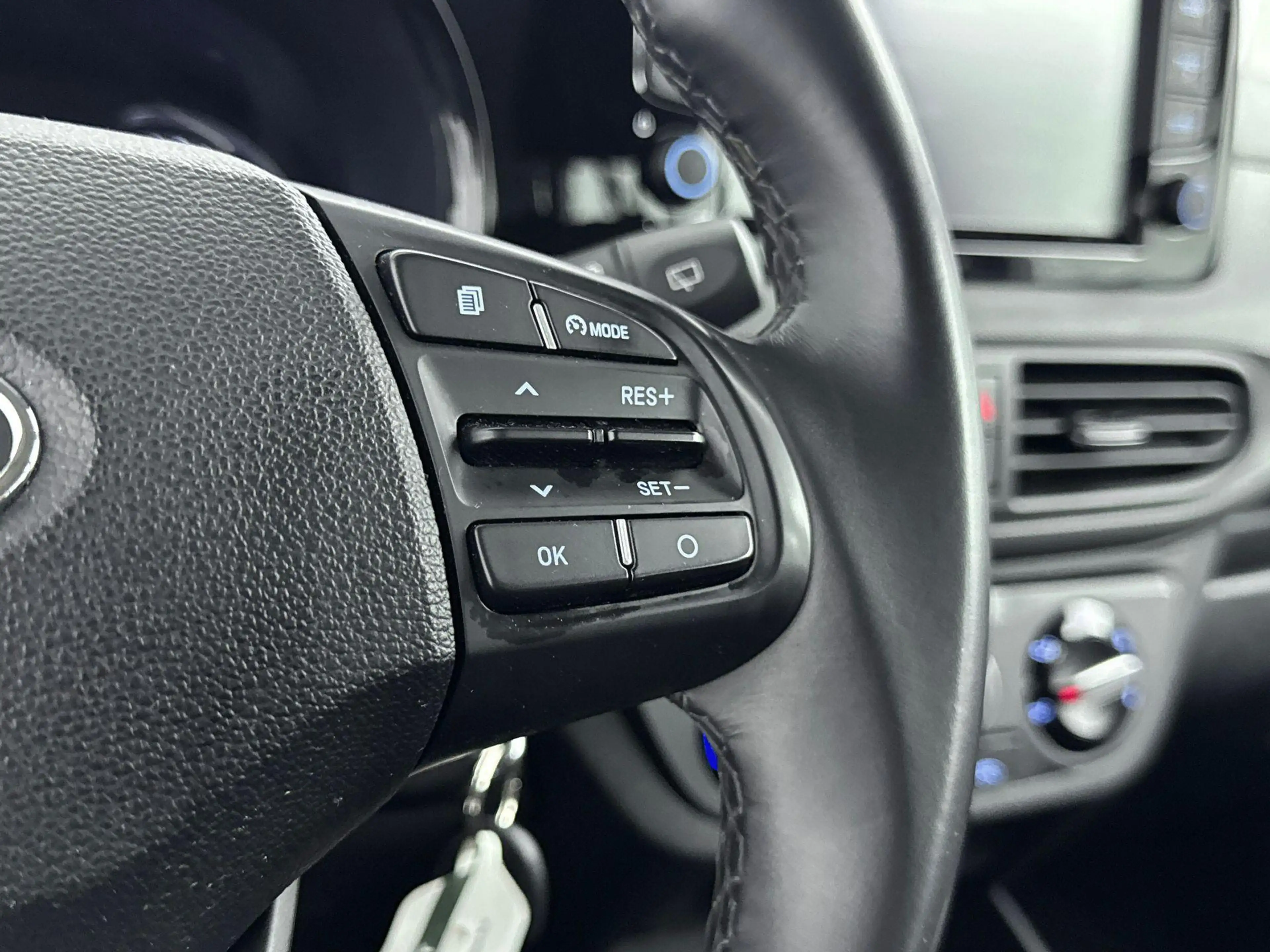 Hyundai i10 1.0 COMFORT | NAVI via APPLE CAR PLAY & ANDROID A — photo 12